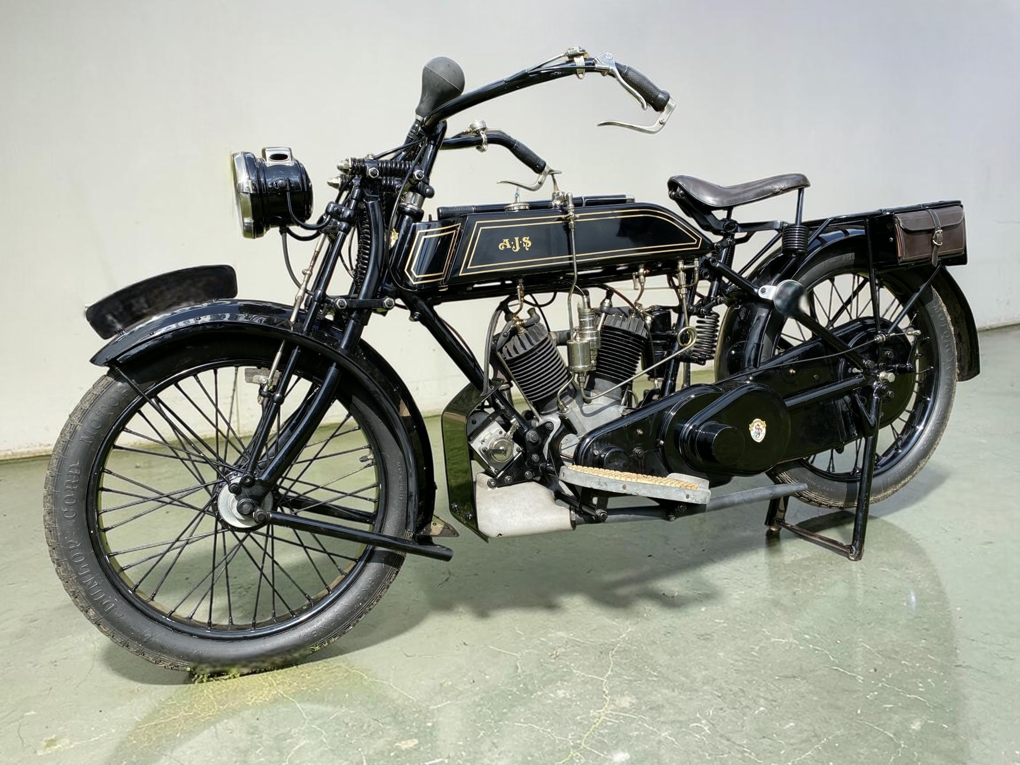 1920 AJS Model D Vee-Twin front left view