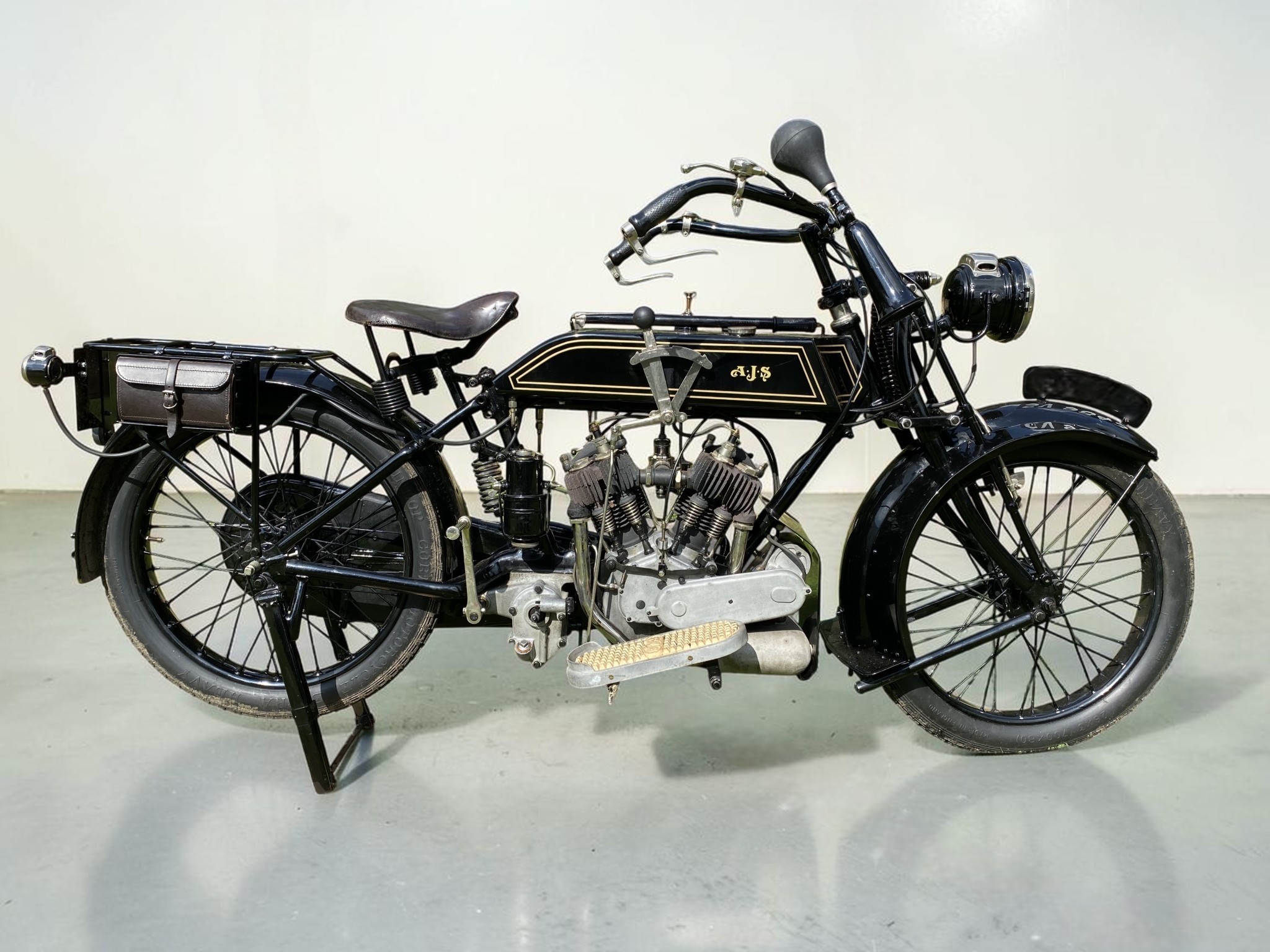 1920 AJS Model D Vee-Twin overview