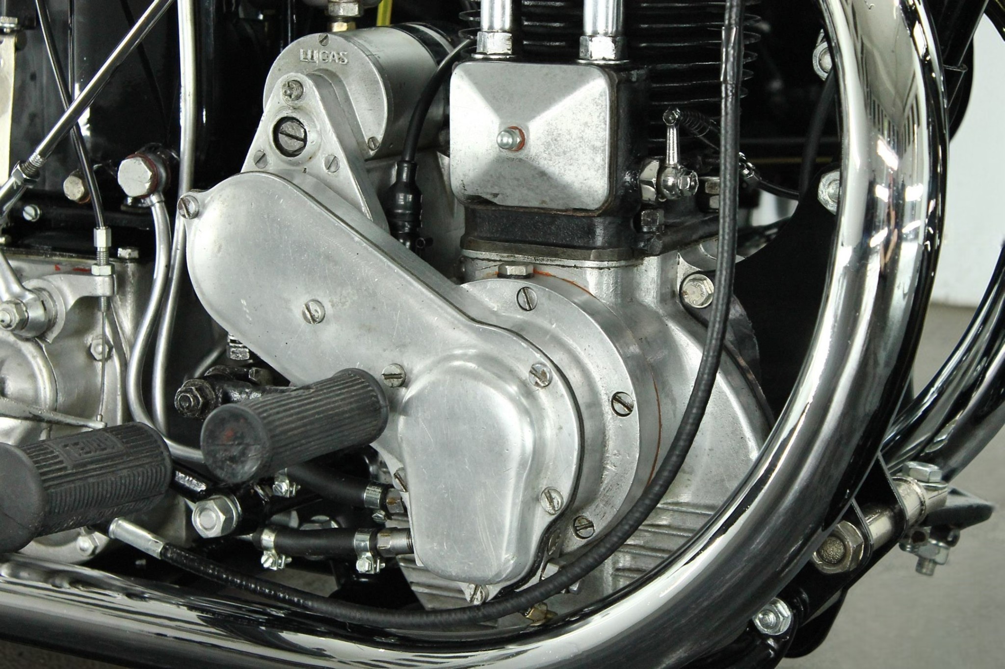 1930 Ariel VF31 with Sidecar under floor view