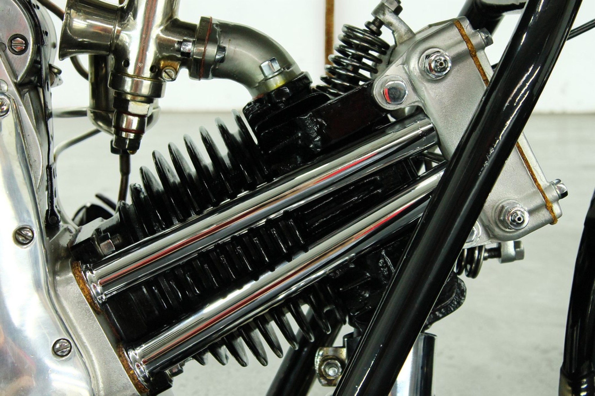 1931 Ariel SF31 left cylinder