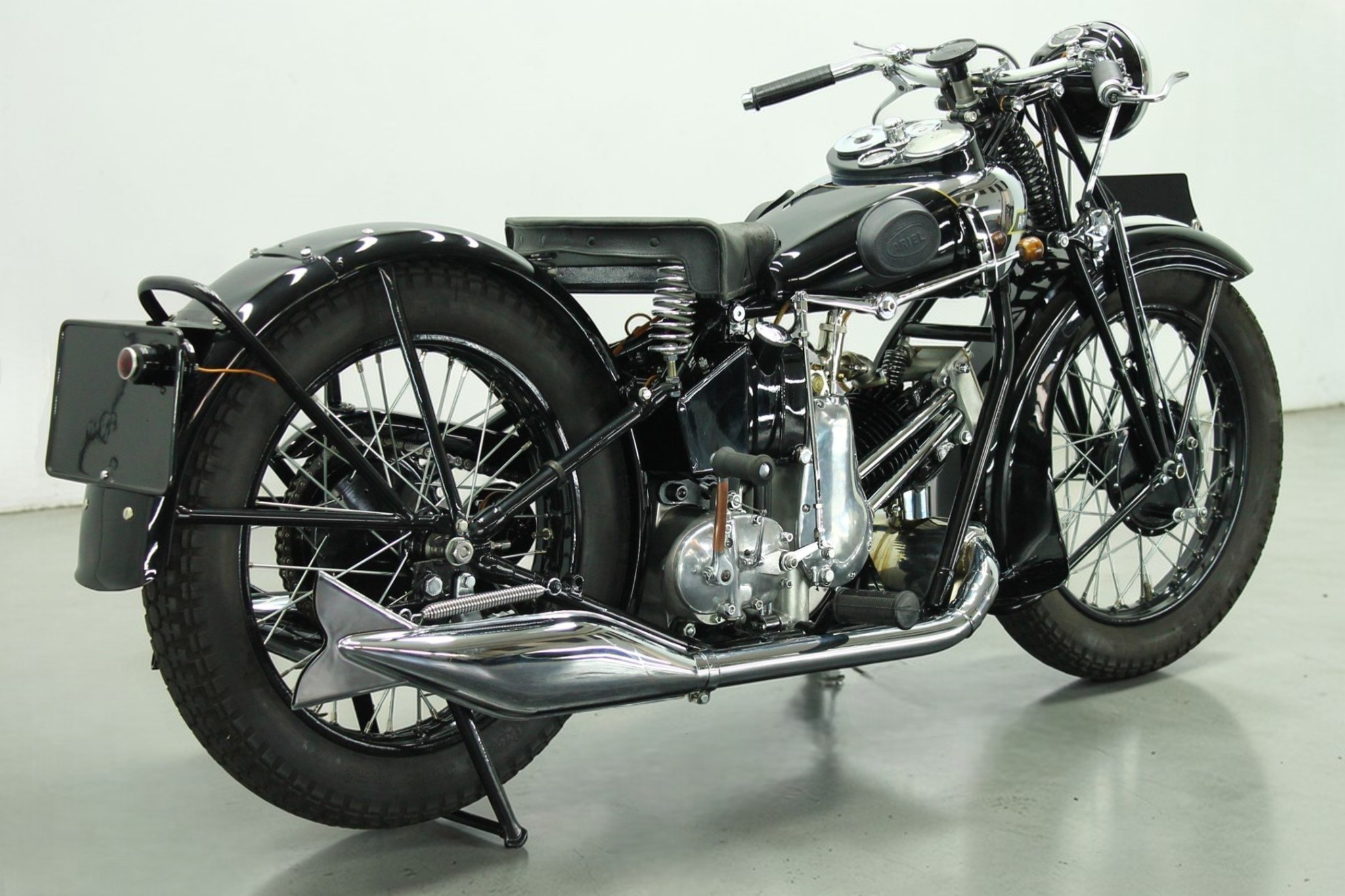 1931 Ariel SF31 rear right view