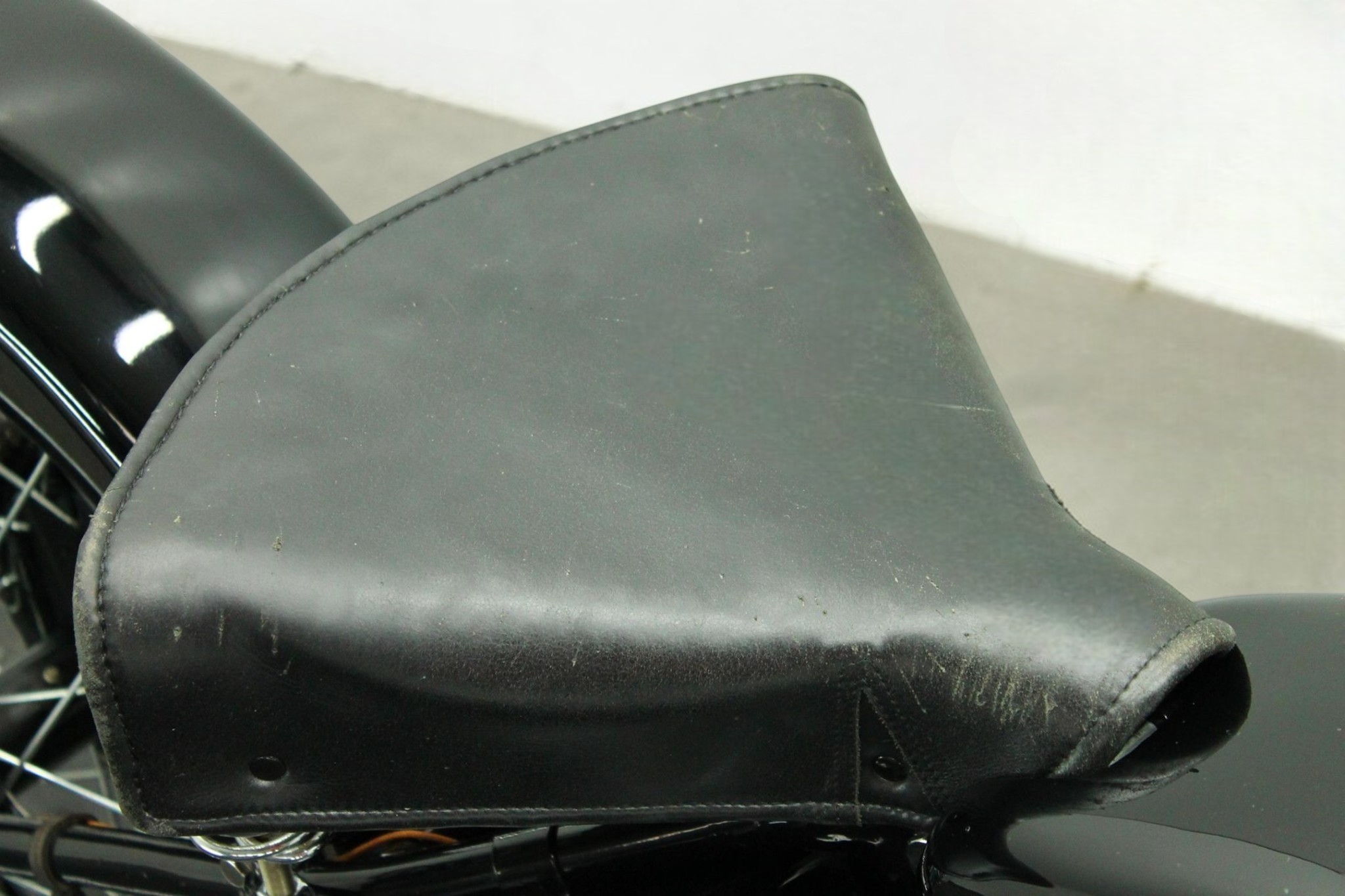 1931 Ariel SF31 right seat