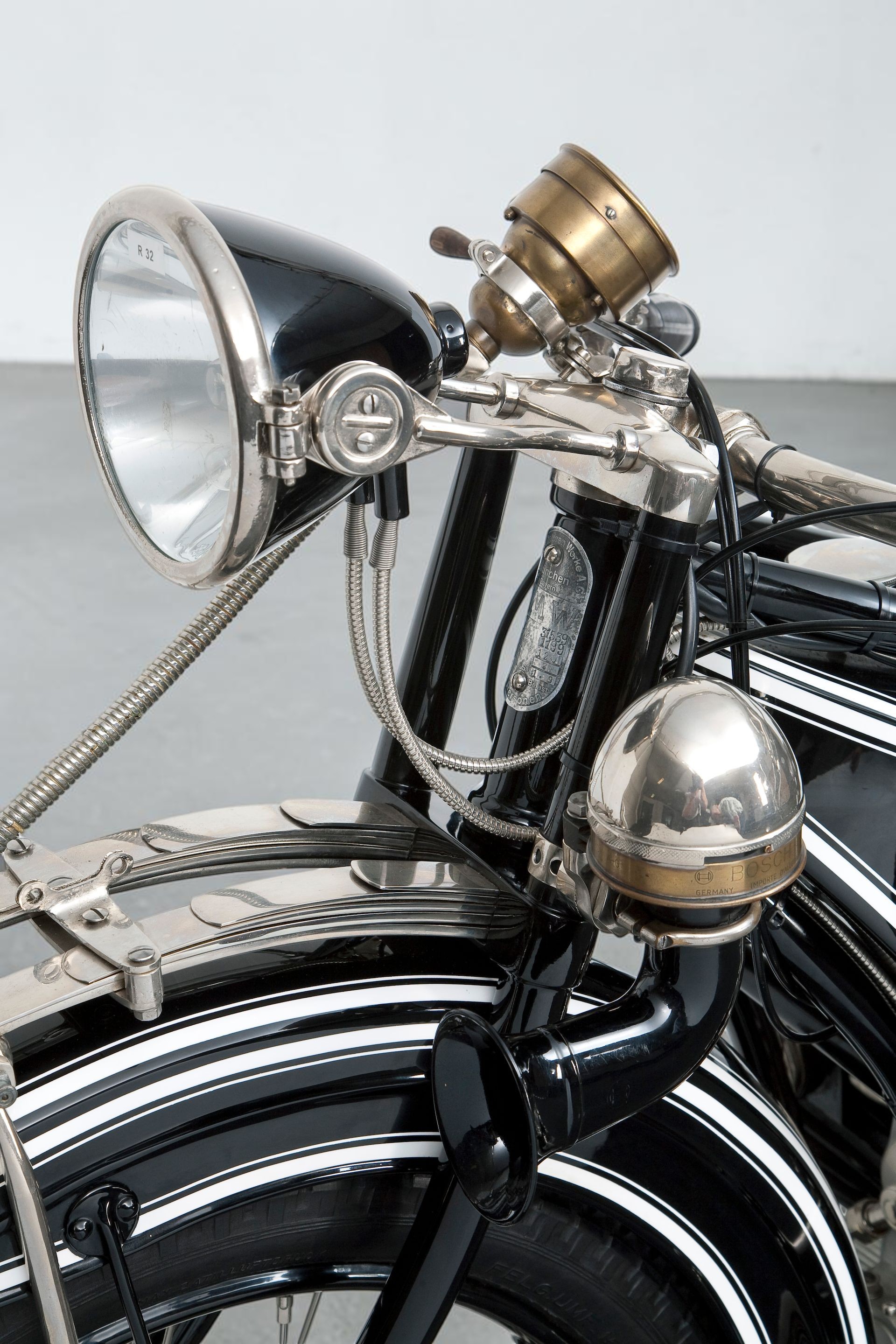 1924 BMW R32 front close view