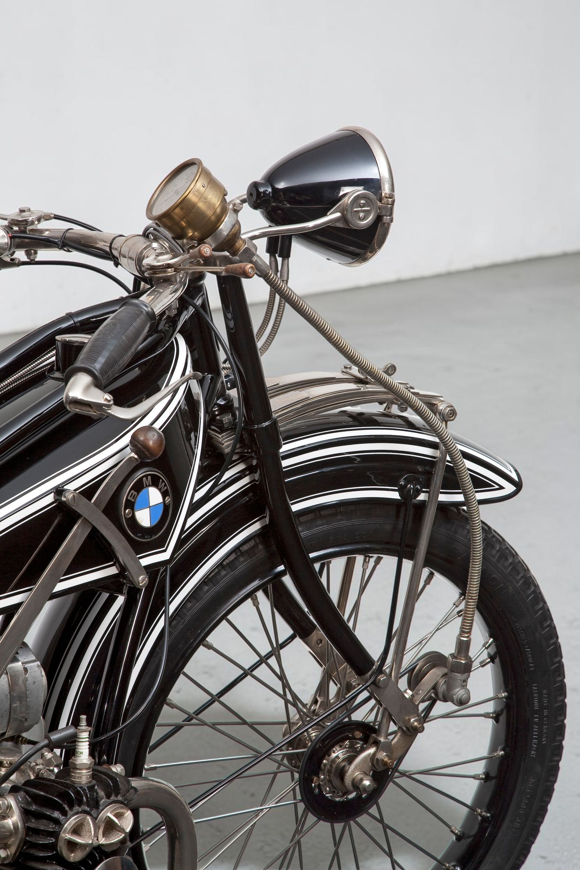 1924 BMW R32 odo cables detail
