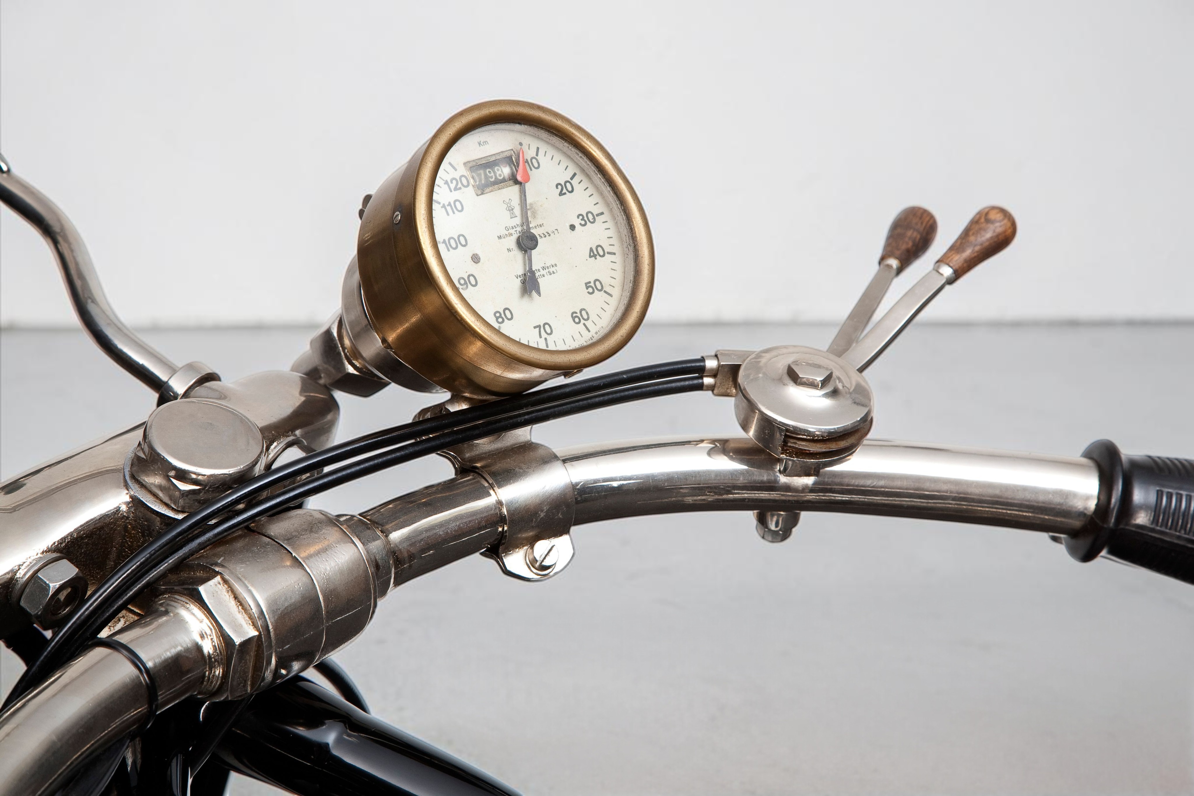 1924 BMW R32 odometer