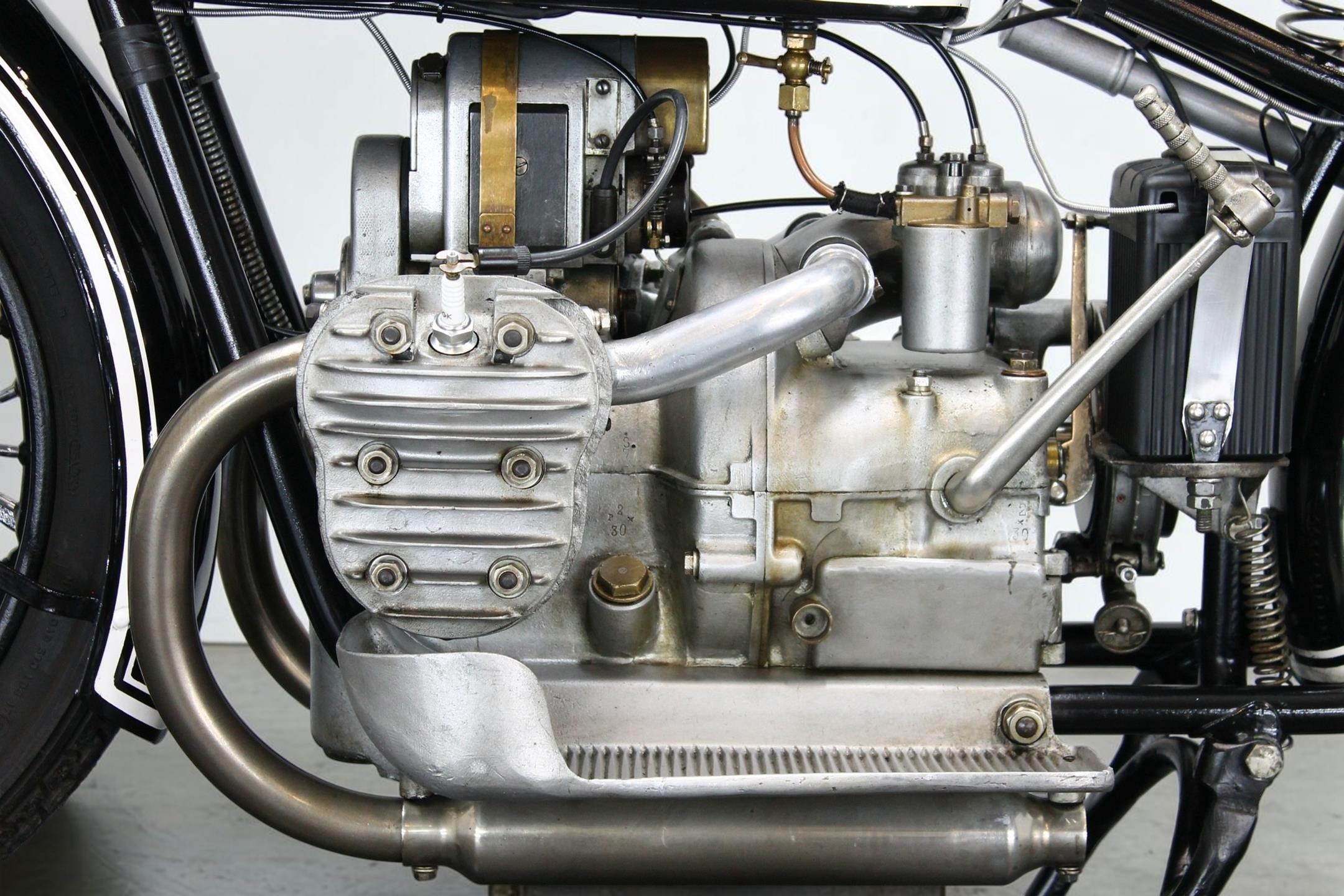 1928 BMW Model R42 engine overview