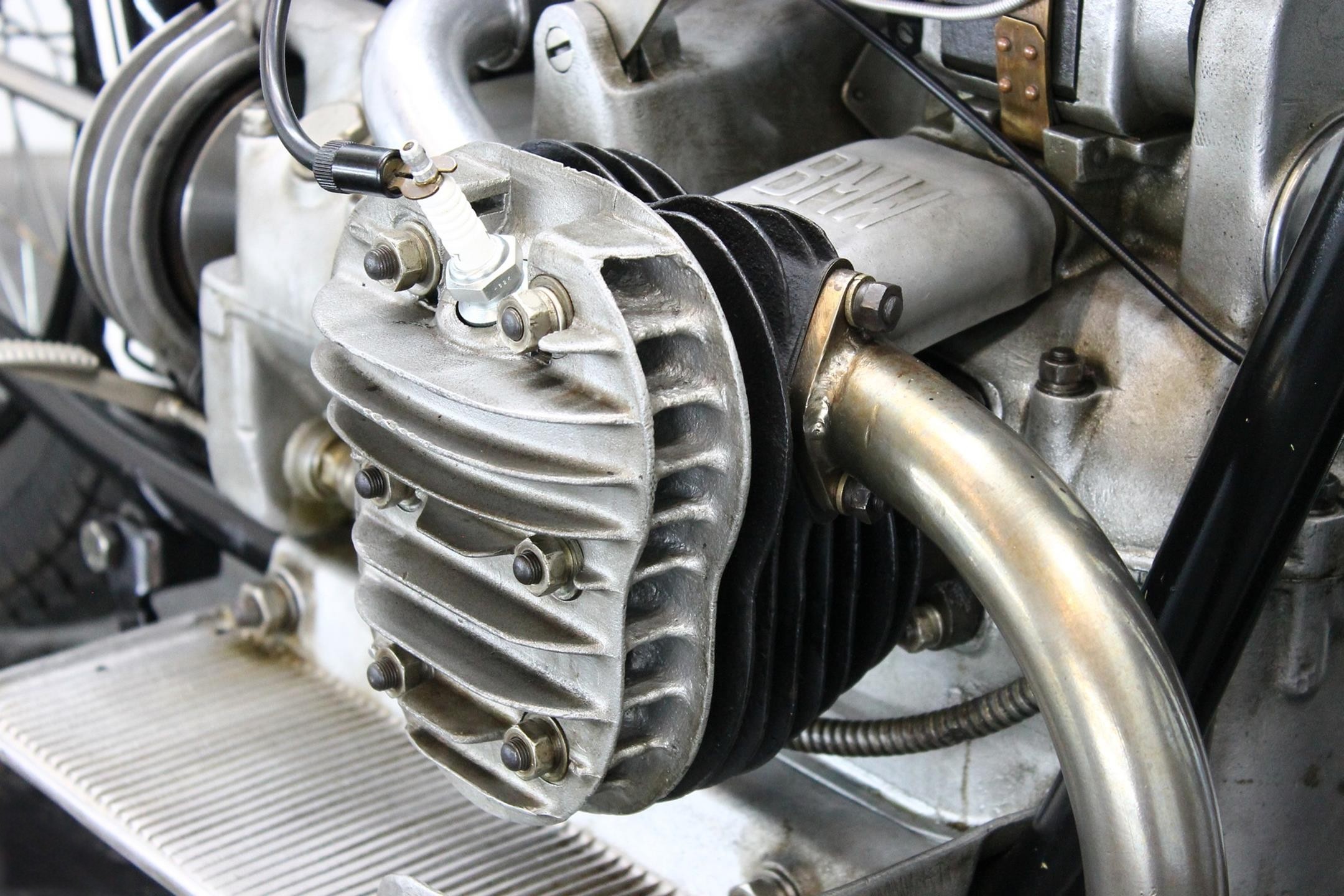 1928 BMW Model R42 spark plug detail