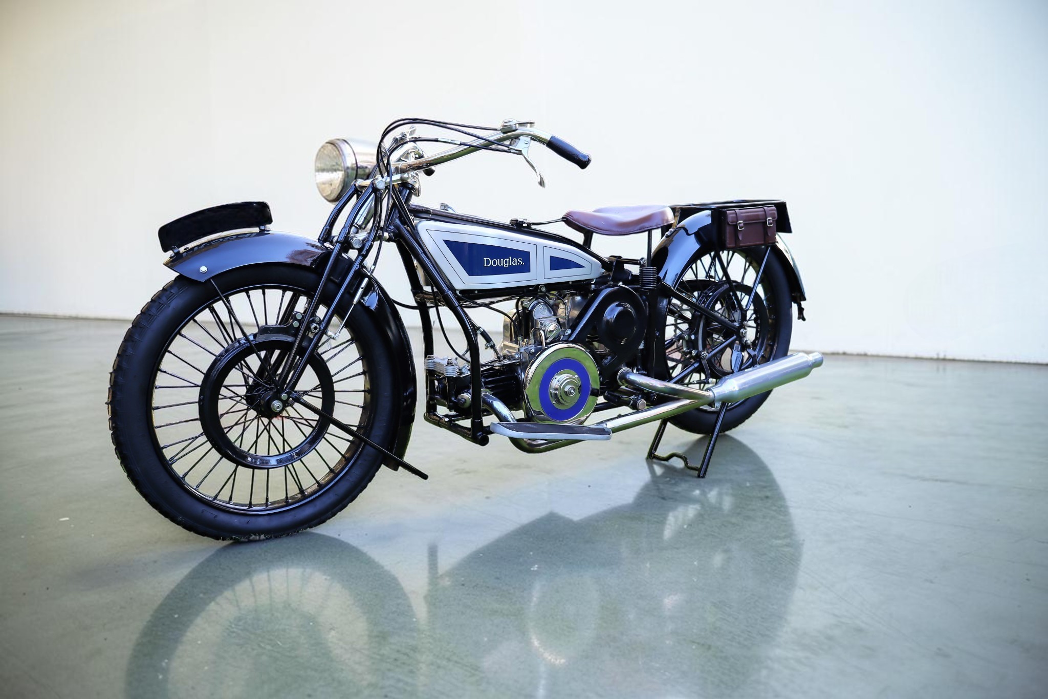 1925 Douglas Model OB front left view