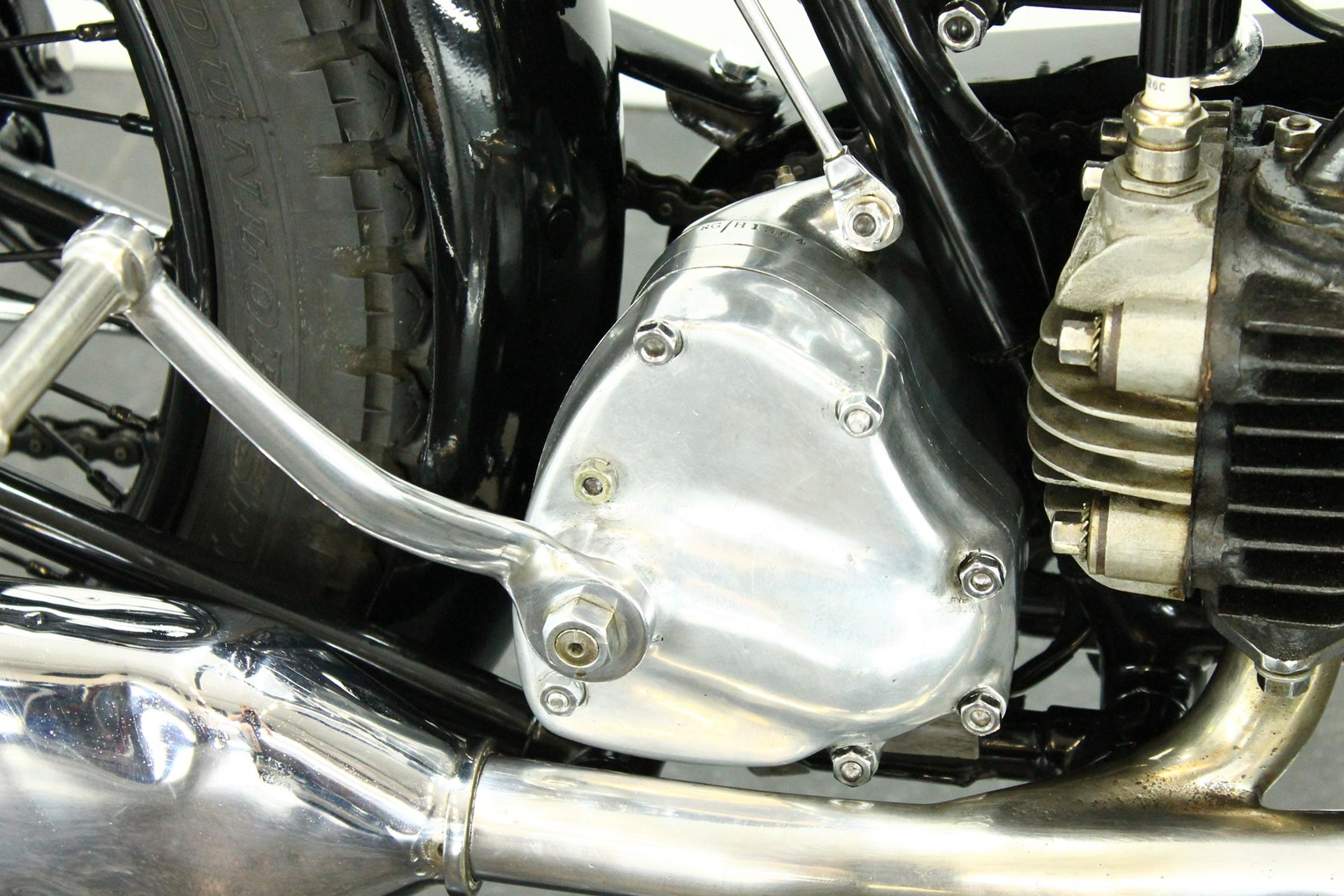 1932 Douglas Model C32 Bulldog kickstart
