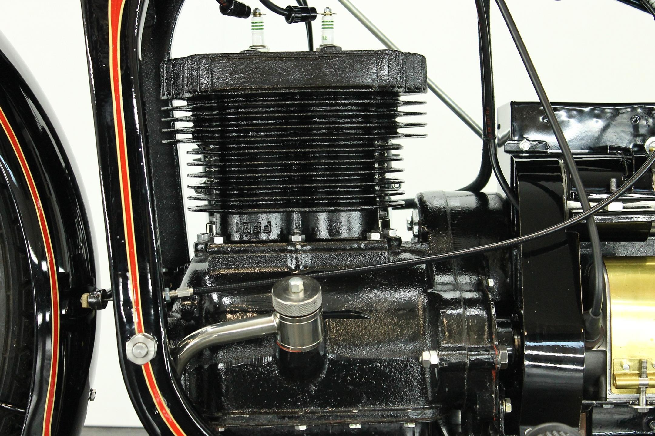 1931 Dresch Monobloc engine right view