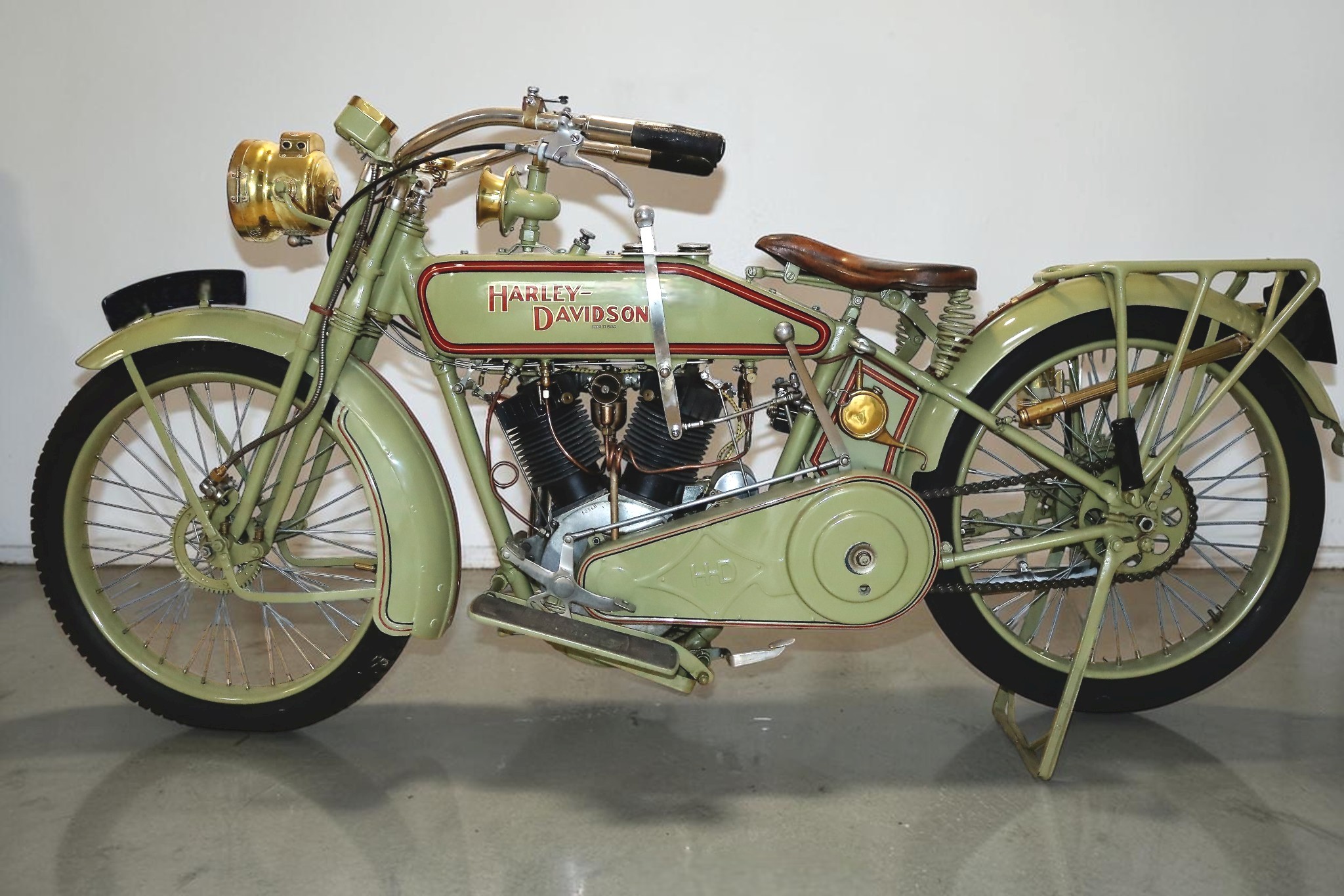 1916 Harley-Davidson Model 16F left main view