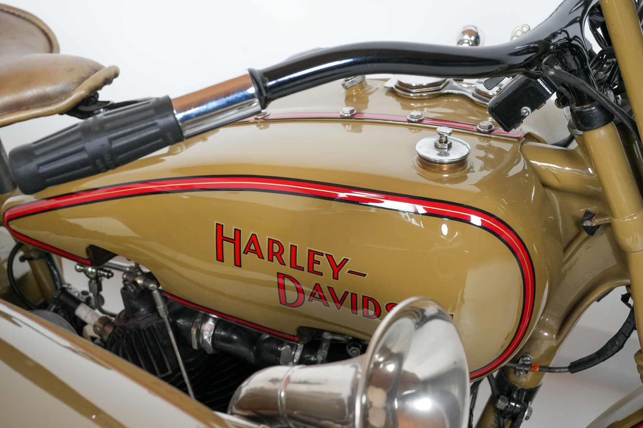 1927 Harley-Davidson Model JS with Sidecar engine detail