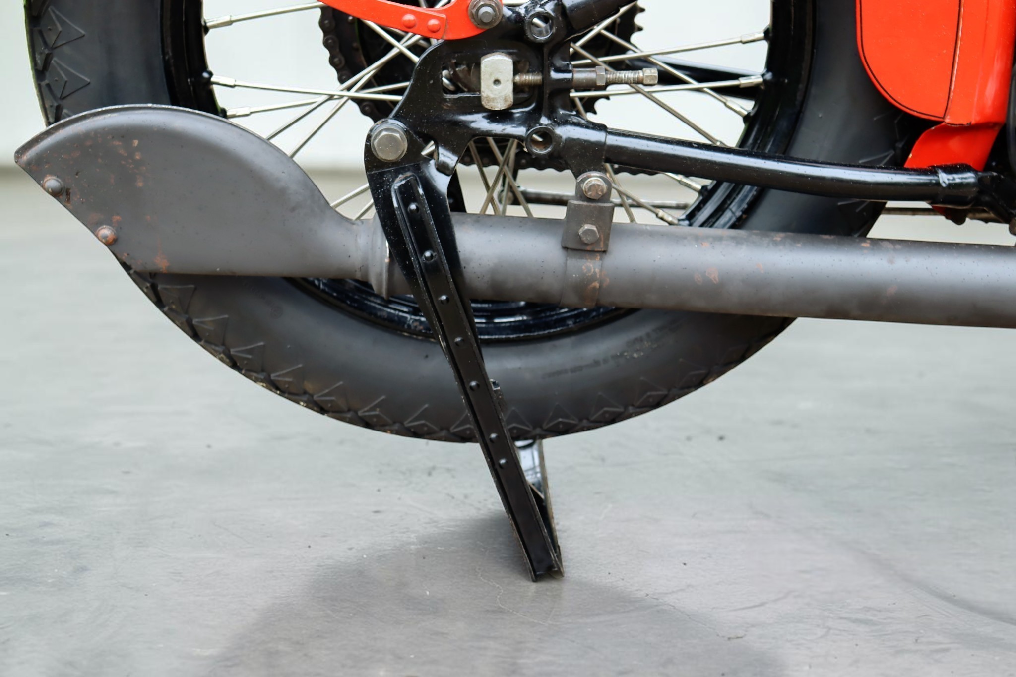 1934 Harley-Davidson Model VLD stand detail