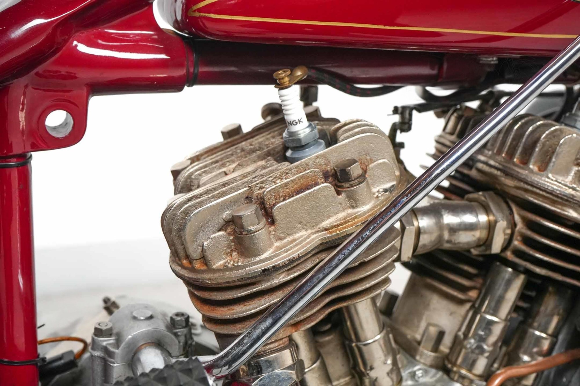 1928 Indian Model 101 Scout spark plug