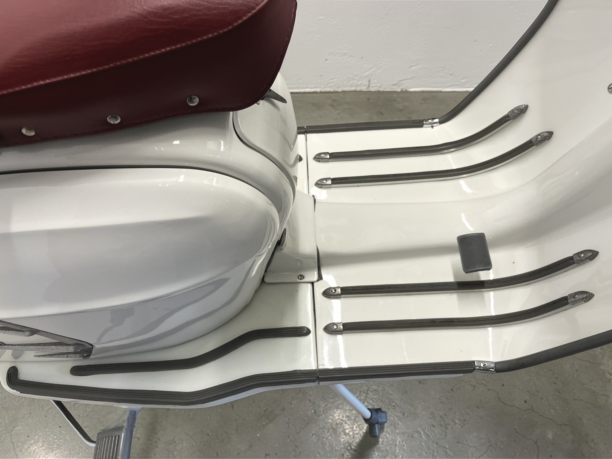 1966 Lambretta SX200 floorboard detail