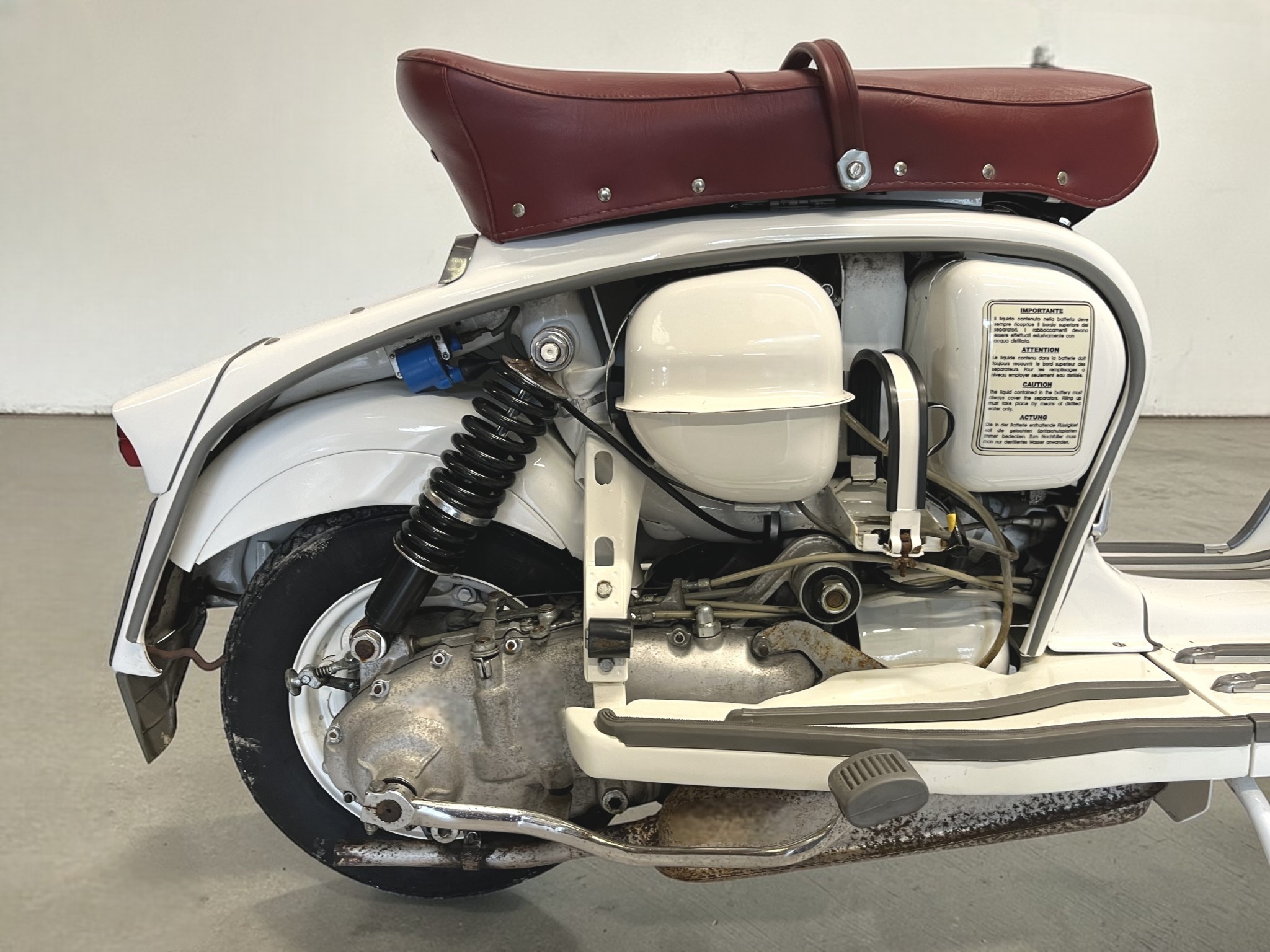 1966 Lambretta SX200 right open panel close view