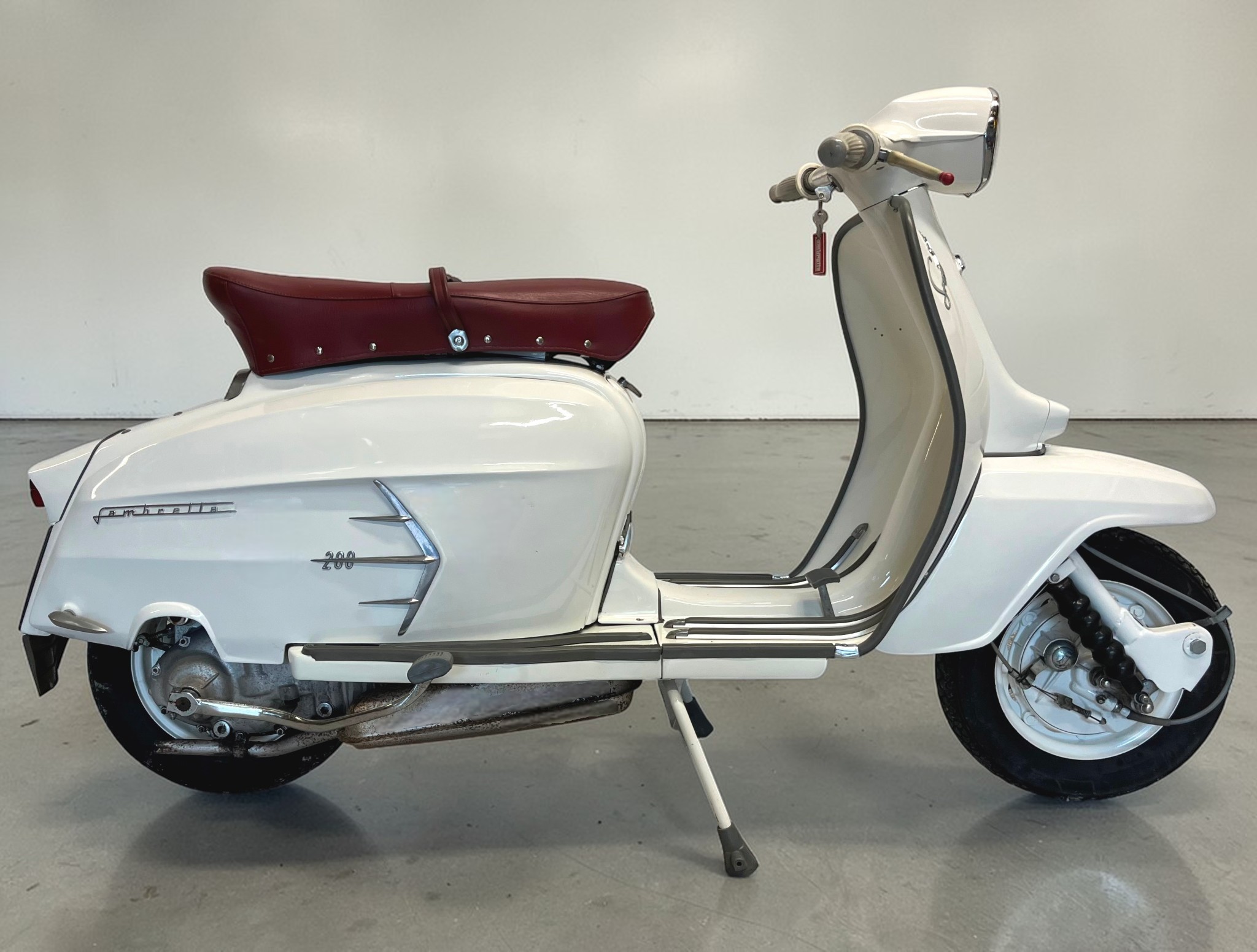 1966 Lambretta SX200 right side view