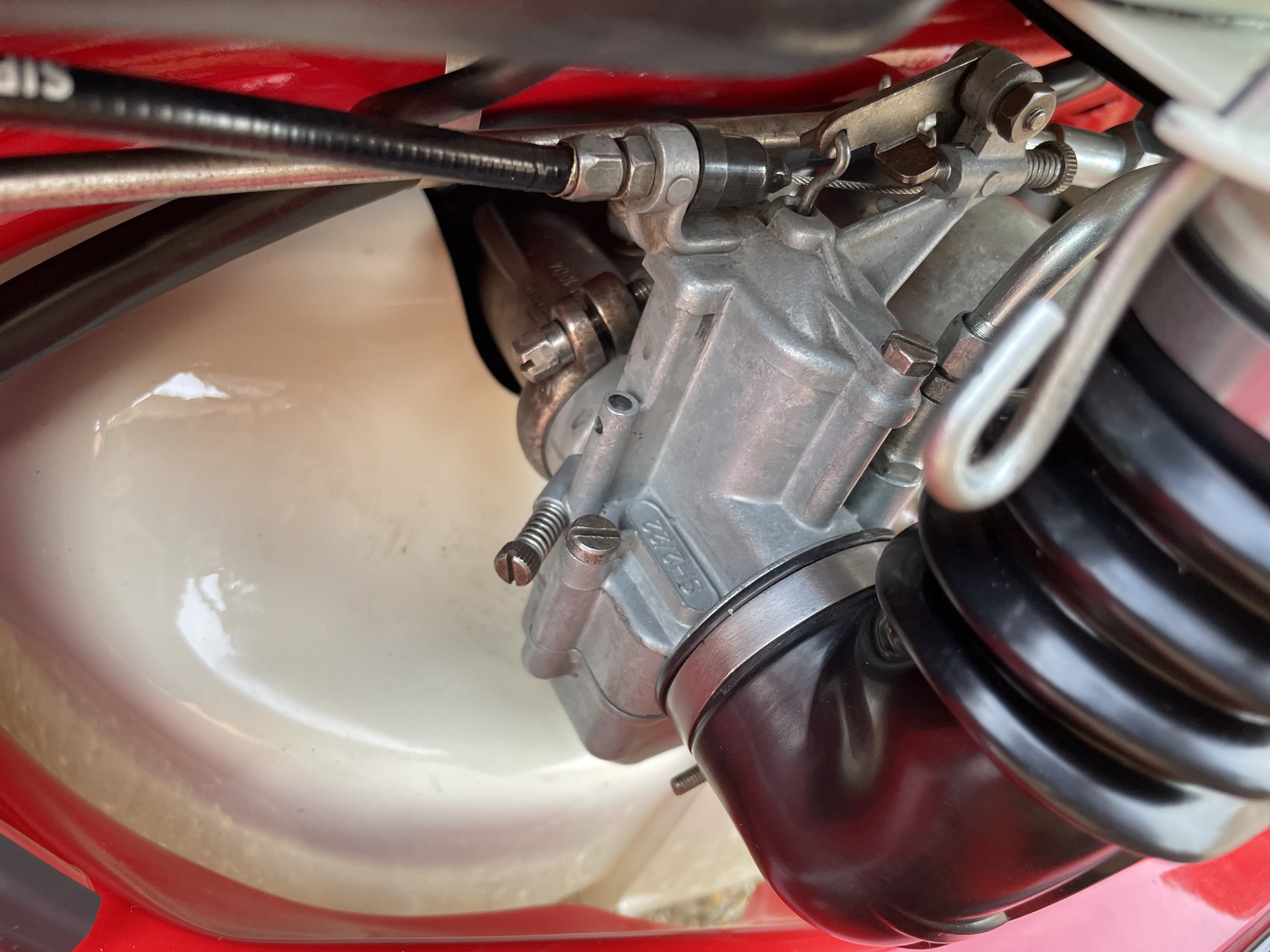 1971 Lambretta GP200 carburetor detail