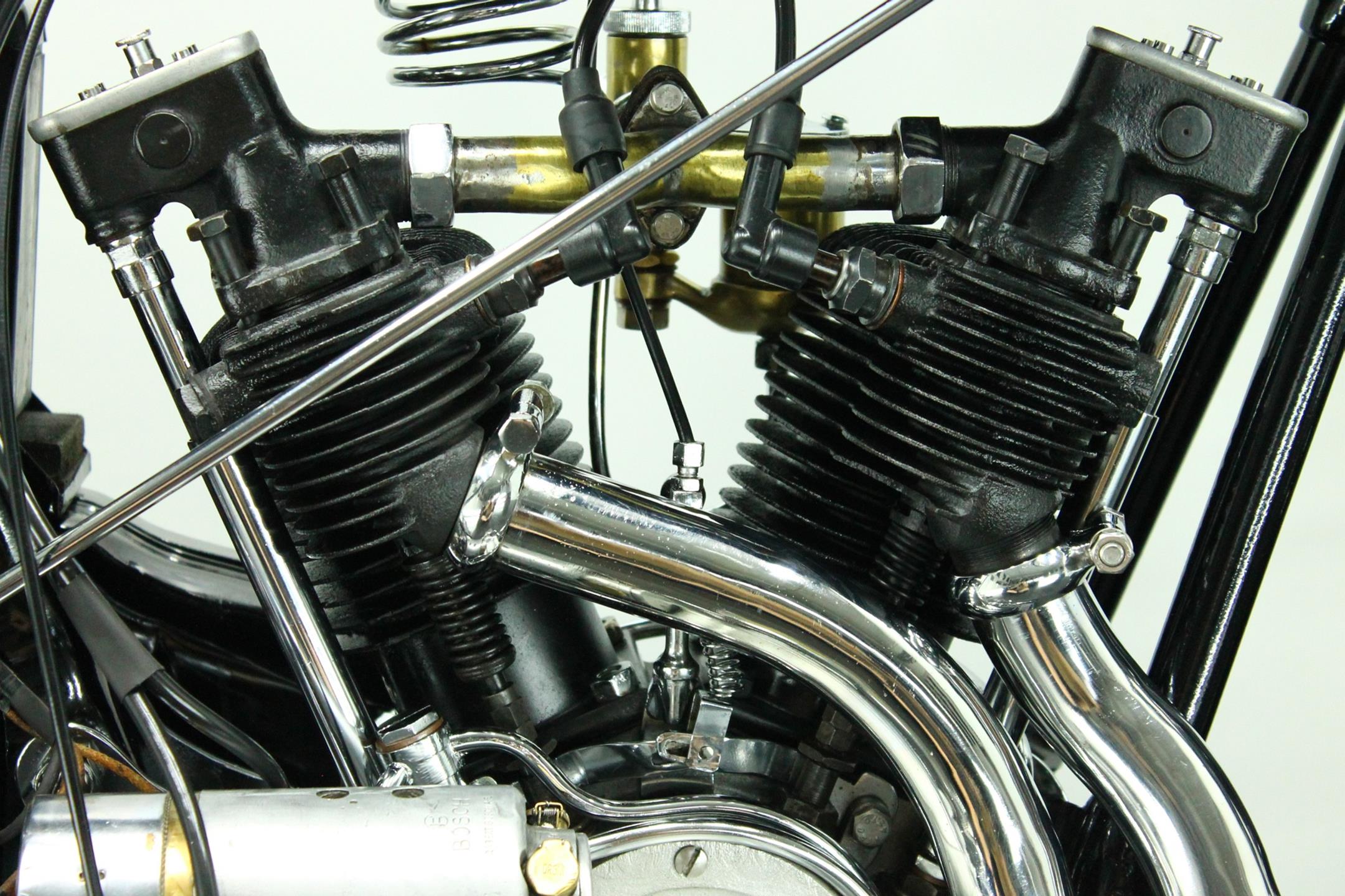 1933 New Map M.T.7 cylinder double