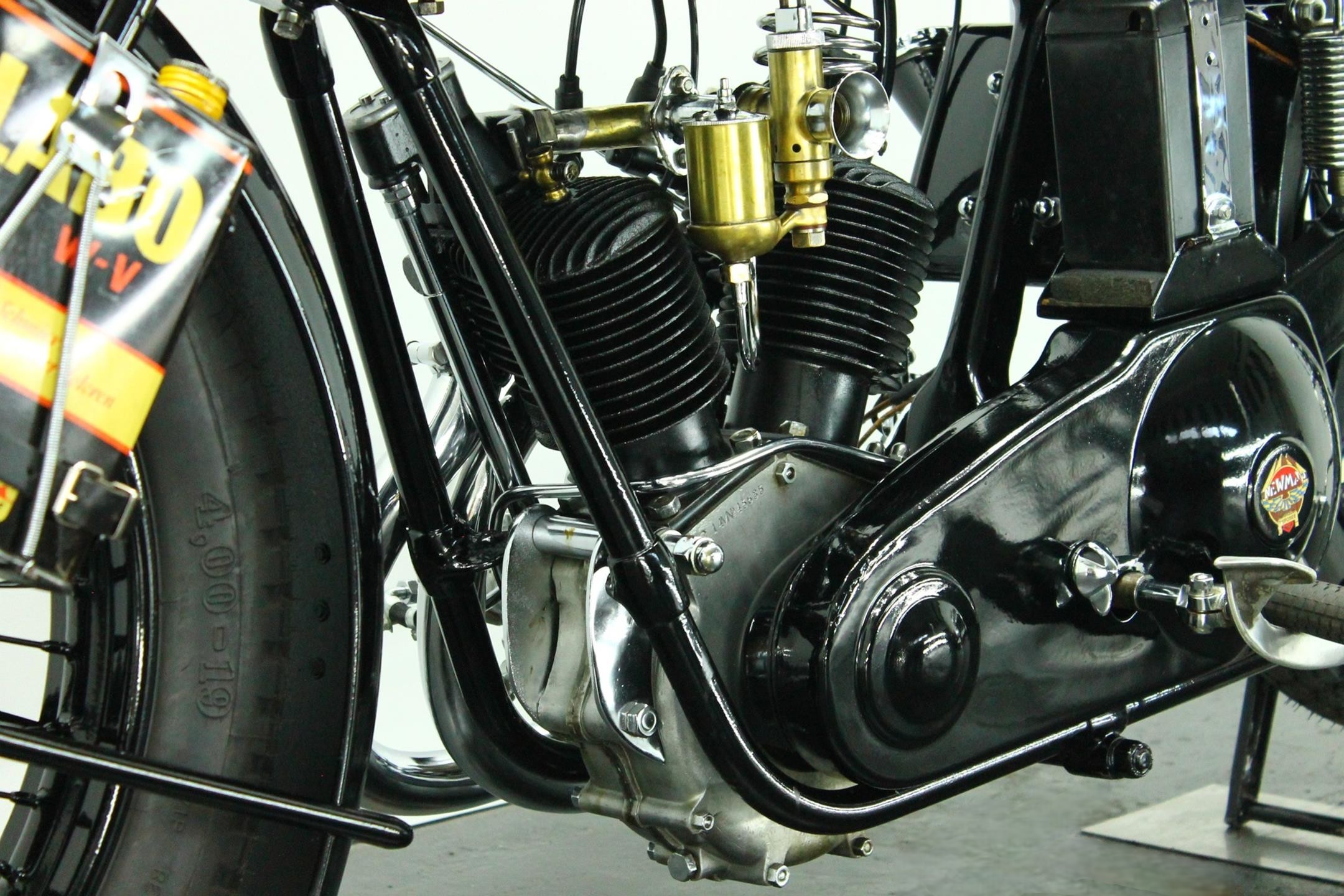 1933 New Map M.T.7 engine left view