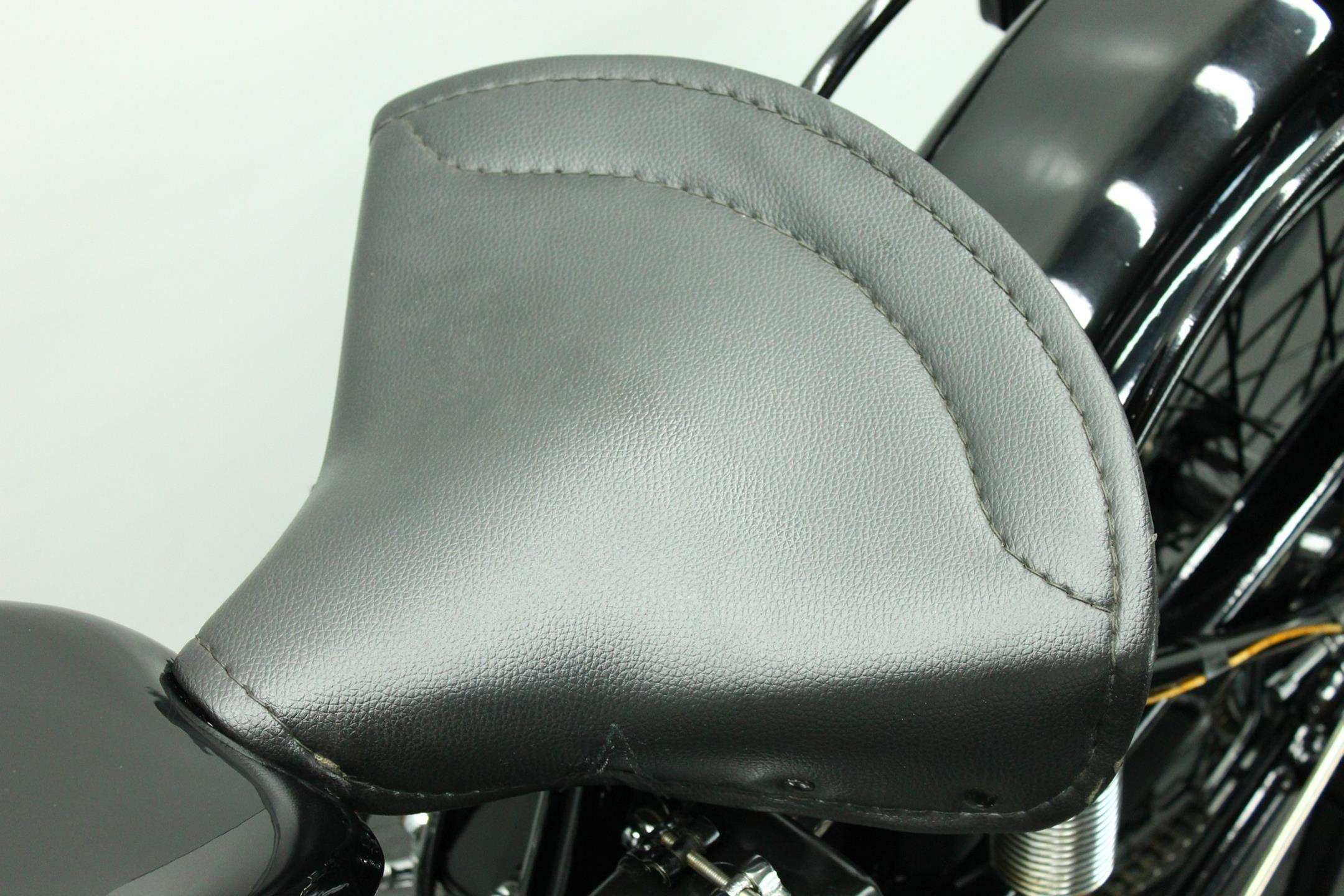 1933 New Map M.T.7 seat