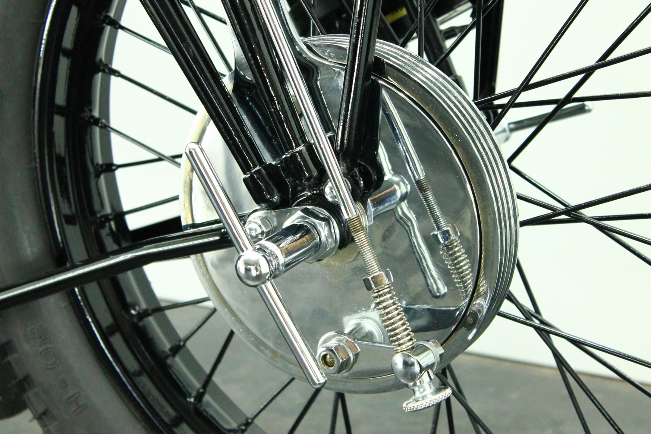 1933 New Map M.T.7 wheel