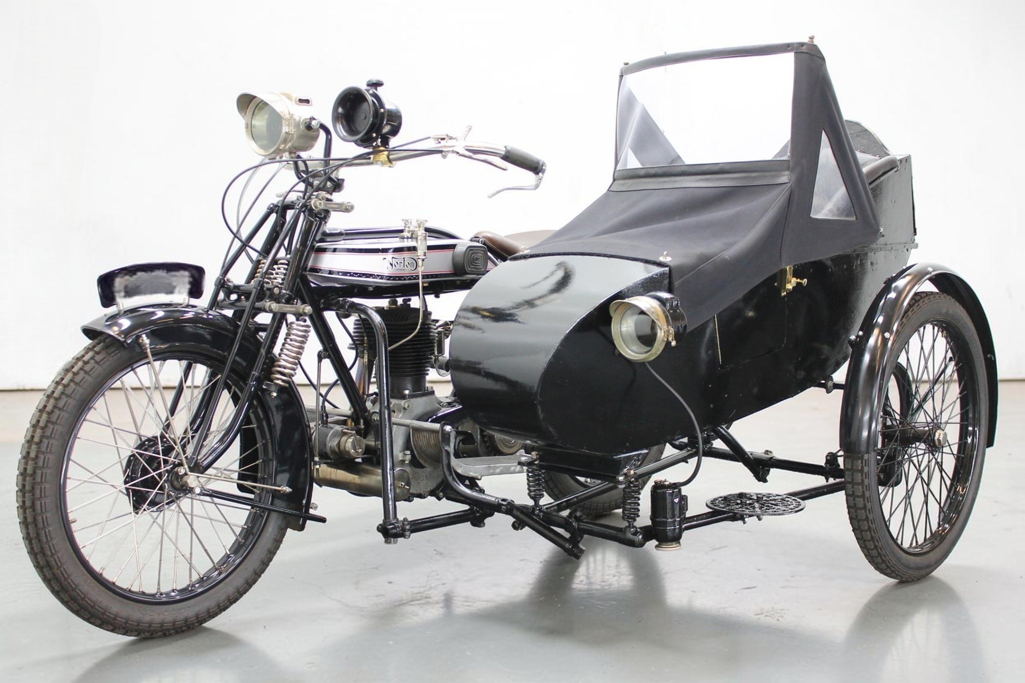 1925 Norton Big Four with Sidecar front left view