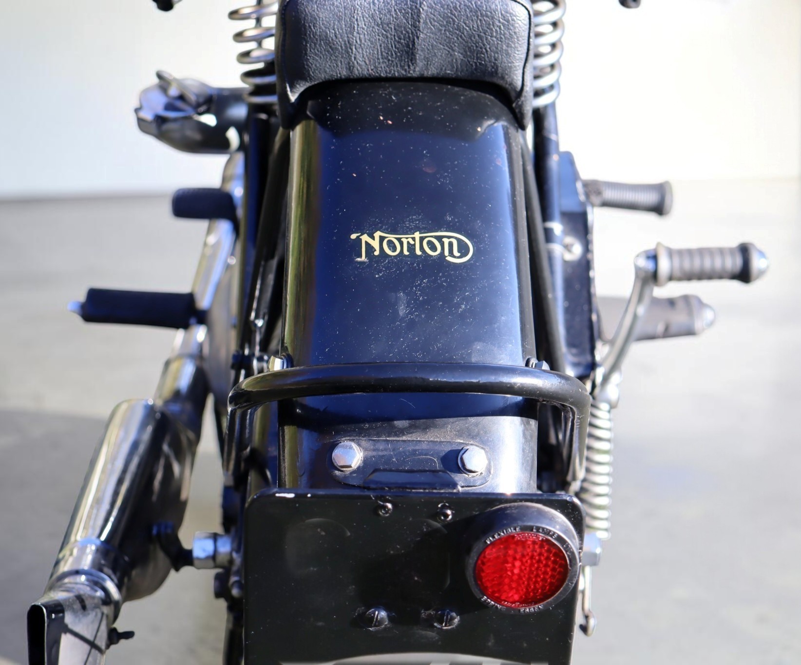 1930 Norton Model CS1 logo detail