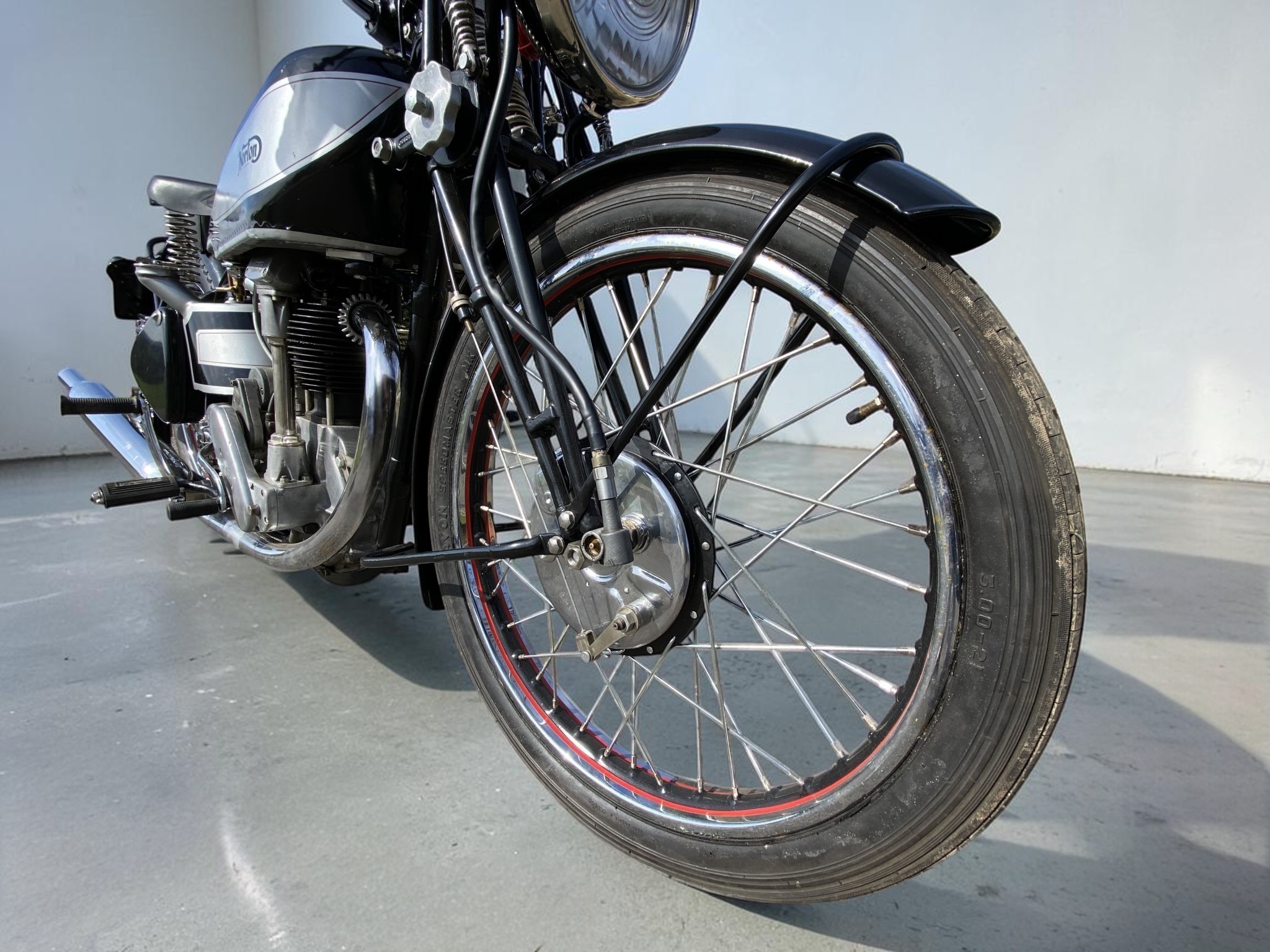 1939 Norton International Model 30 front view