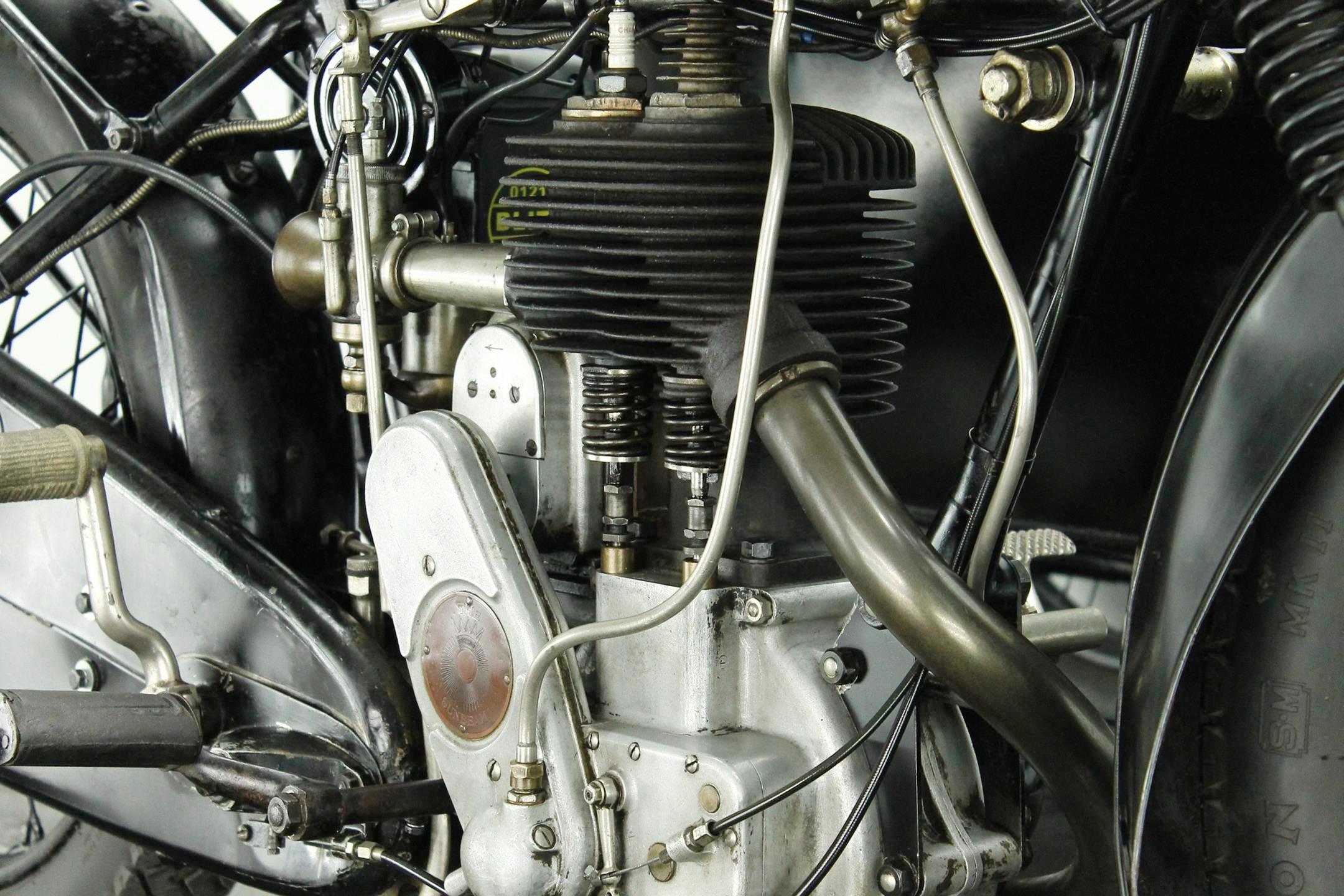 1928 Sunbeam 6 with Sidecar cyclinder view