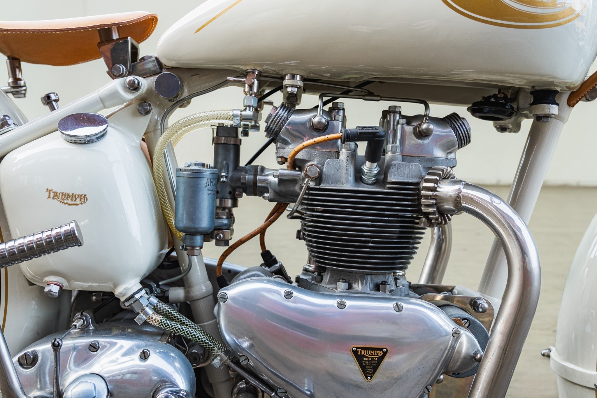 1946 Triumph Model T100 cyclinder detail