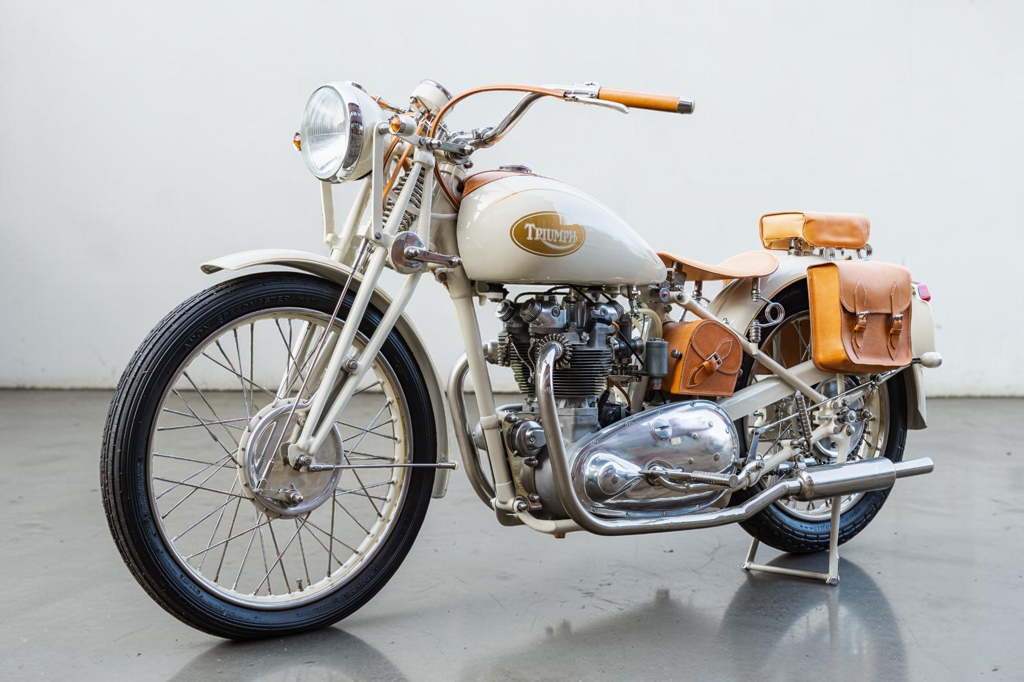 1946 Triumph Model T100 front left view