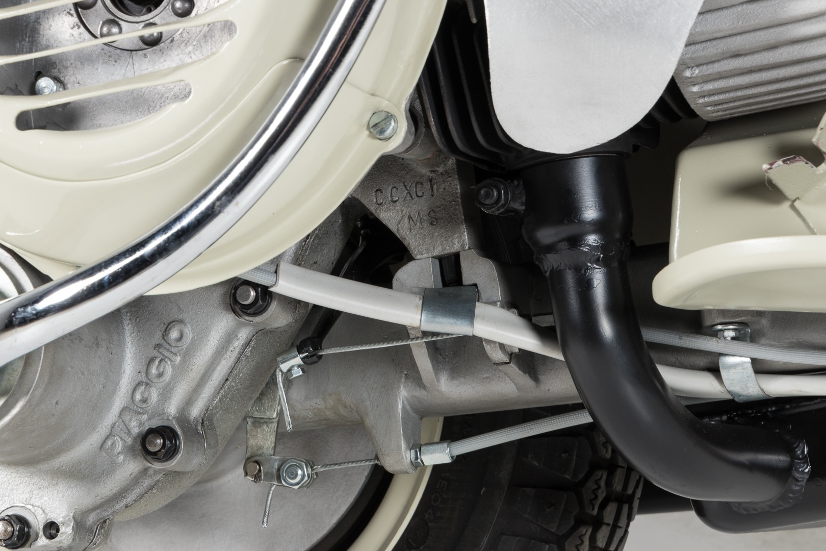 1953 Vespa Sei Giorni engine view