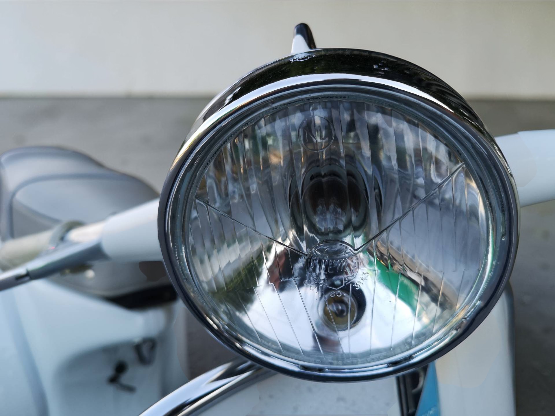 1962 Vespa GS160 headlight detail
