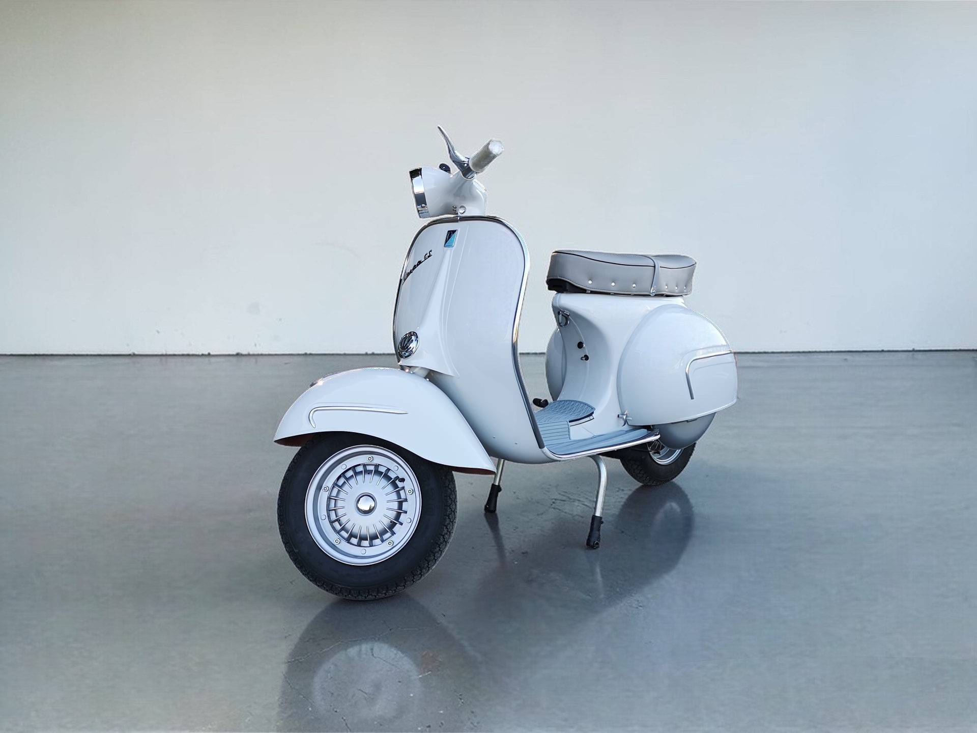 1962 Vespa GS160 left side view