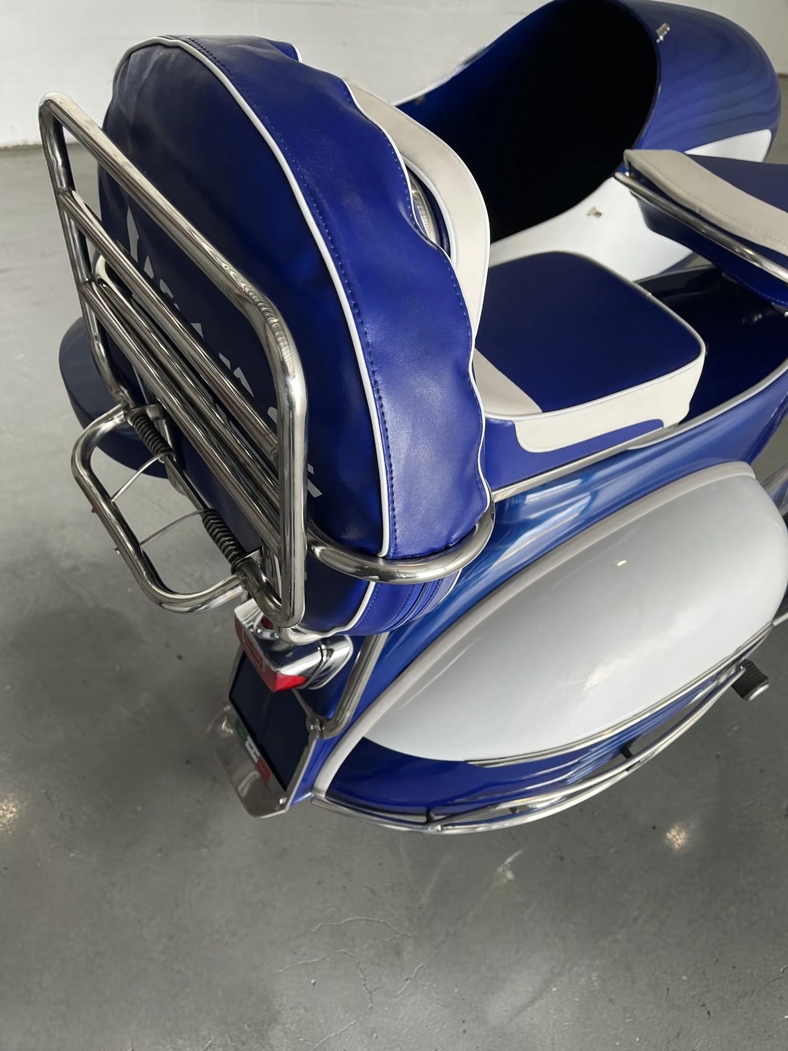 1962 Vespa VBB with Sidecar rear rack detail