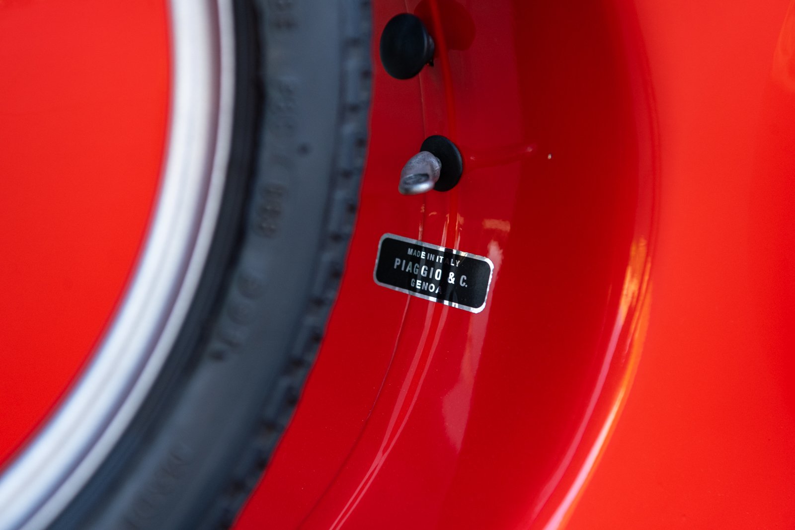 1970 Vespa SS90 Super Sprint choke detail
