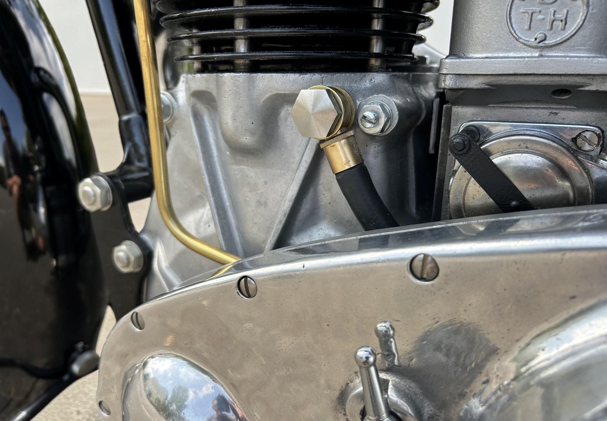 1939 Vincent-HRD Model Comet Series A 498cc bolts detail