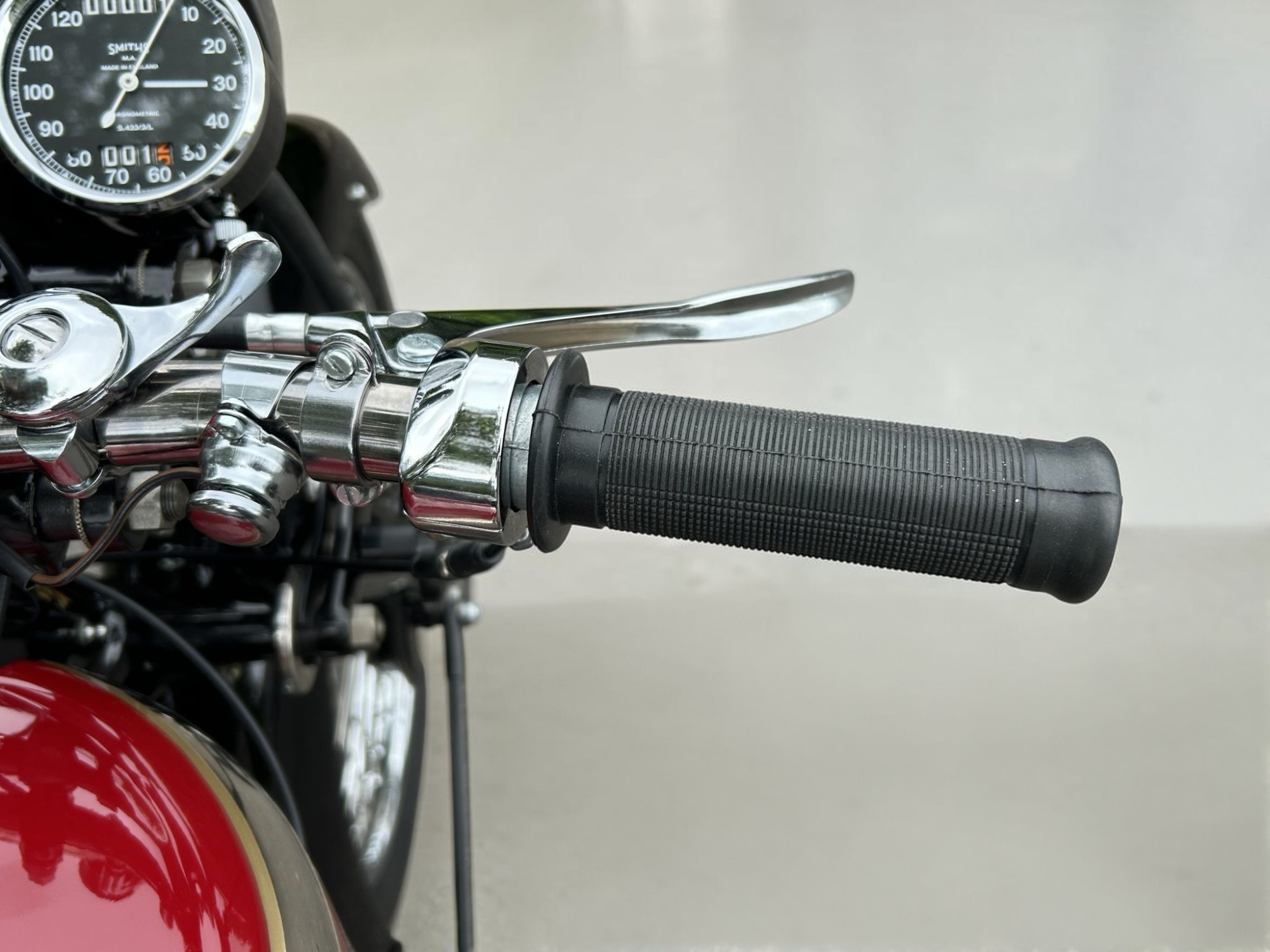 1939 Vincent-HRD Model Comet Series A 498cc handlebar left detail