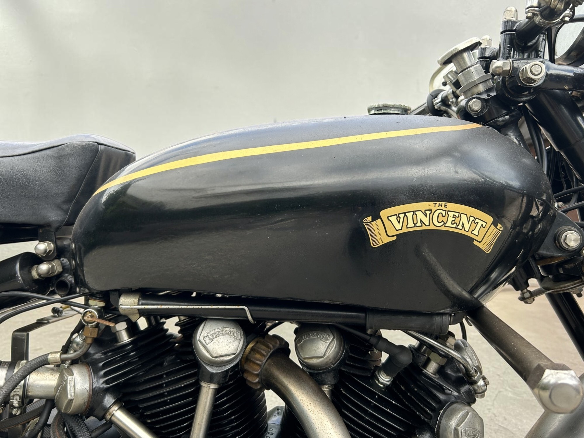 1952 Vincent Model Black Shadow Series C logo detail