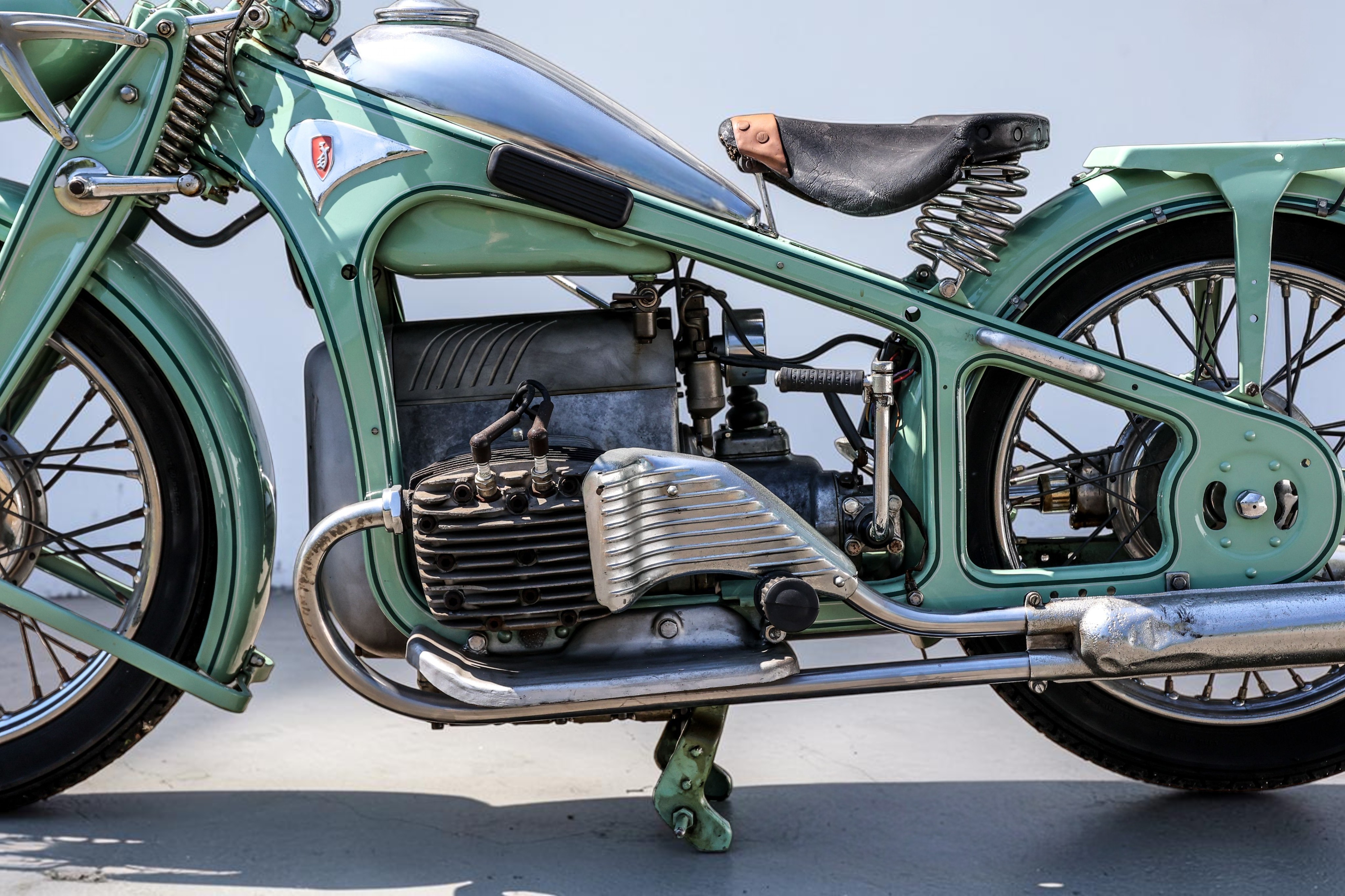 1934 Zundapp K800 rear right view