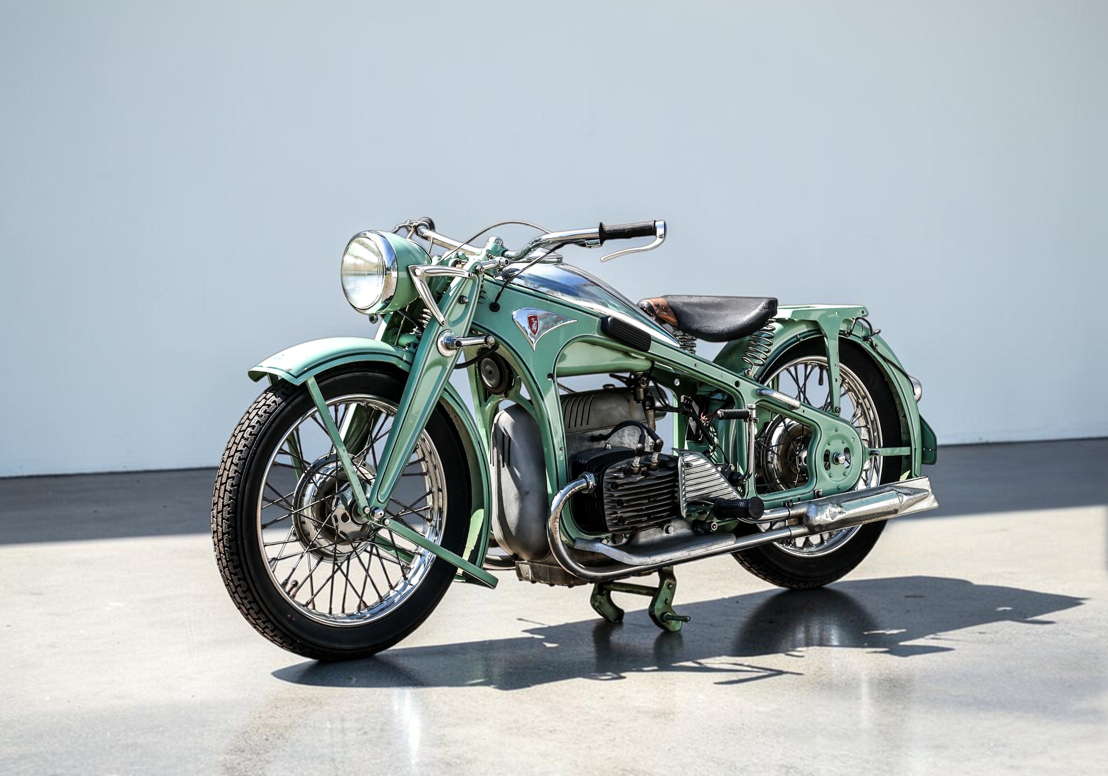 1934 Zundapp K800 rear right view