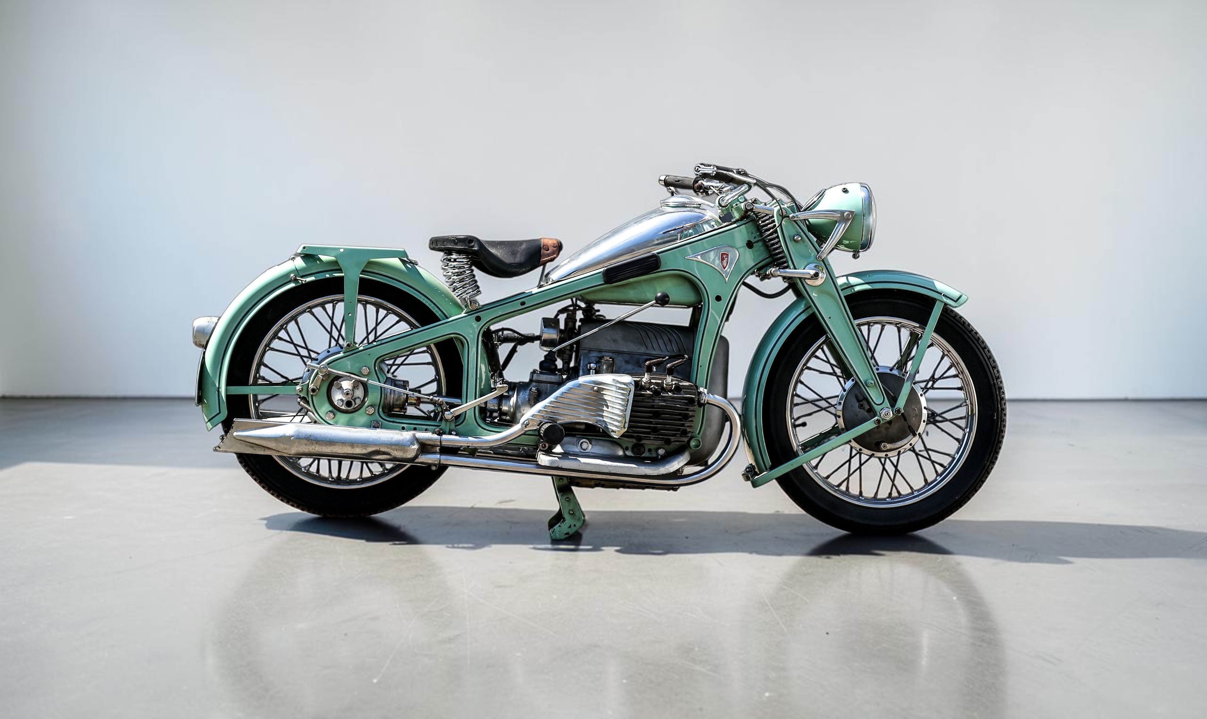 1934 Zundapp K800 front left view