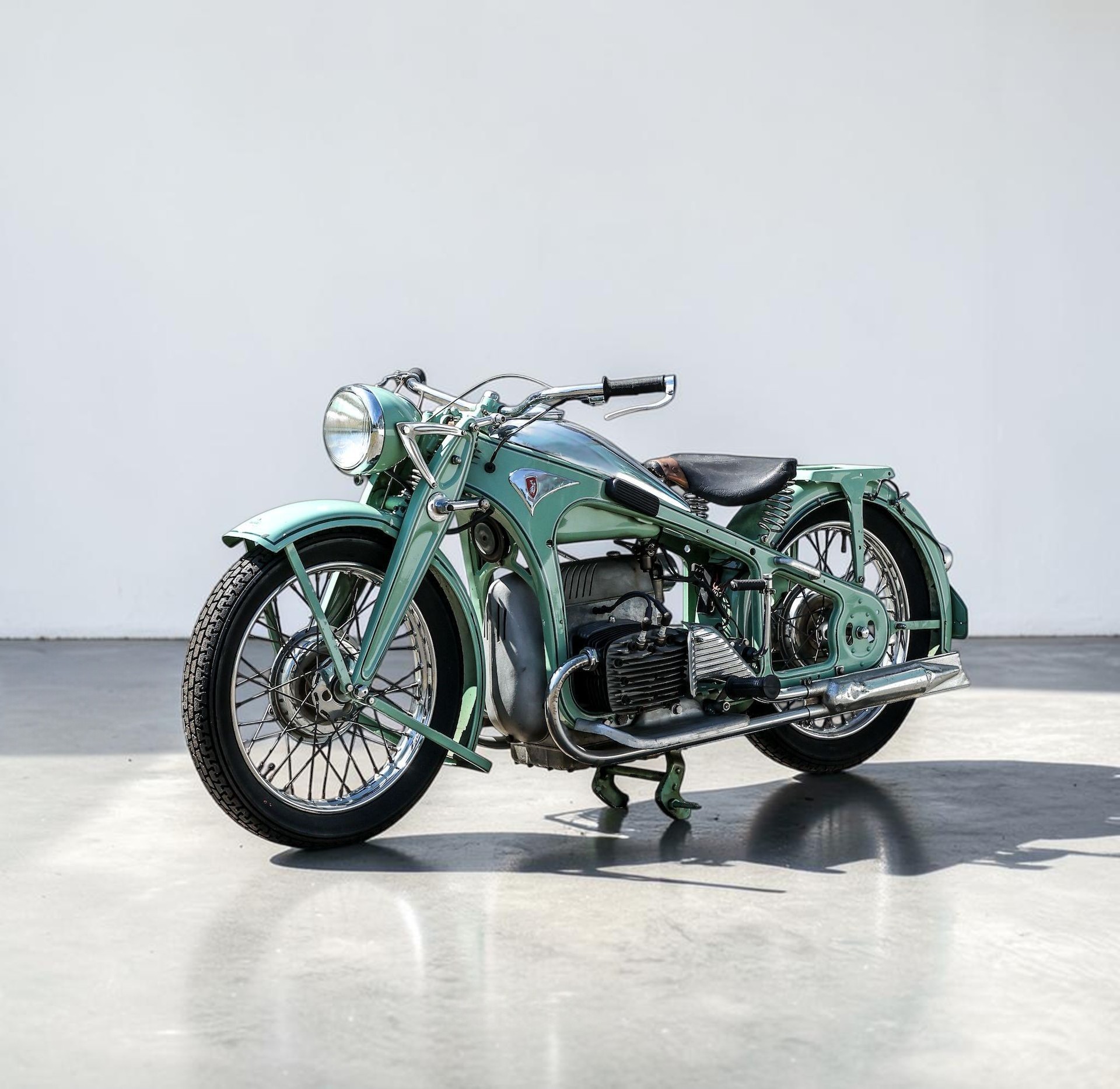 1934 Zundapp K800 rear right view
