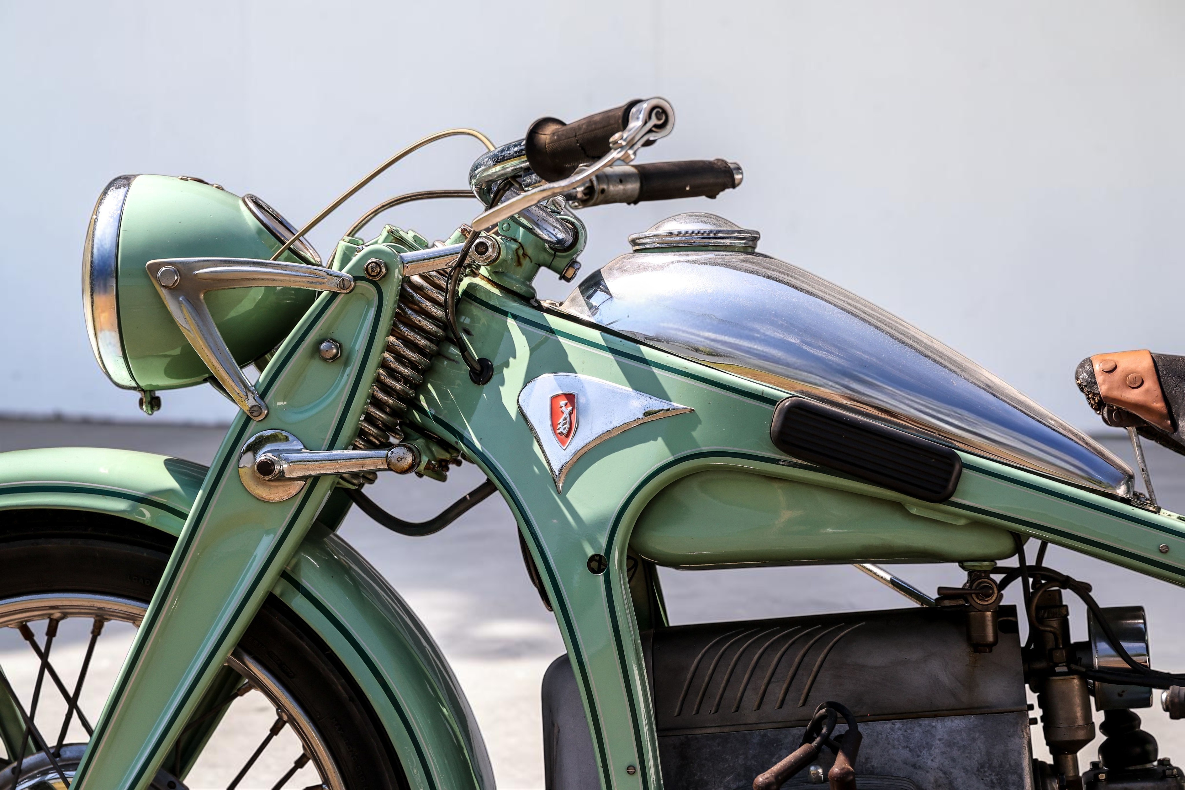 1934 Zundapp K800 rear right view