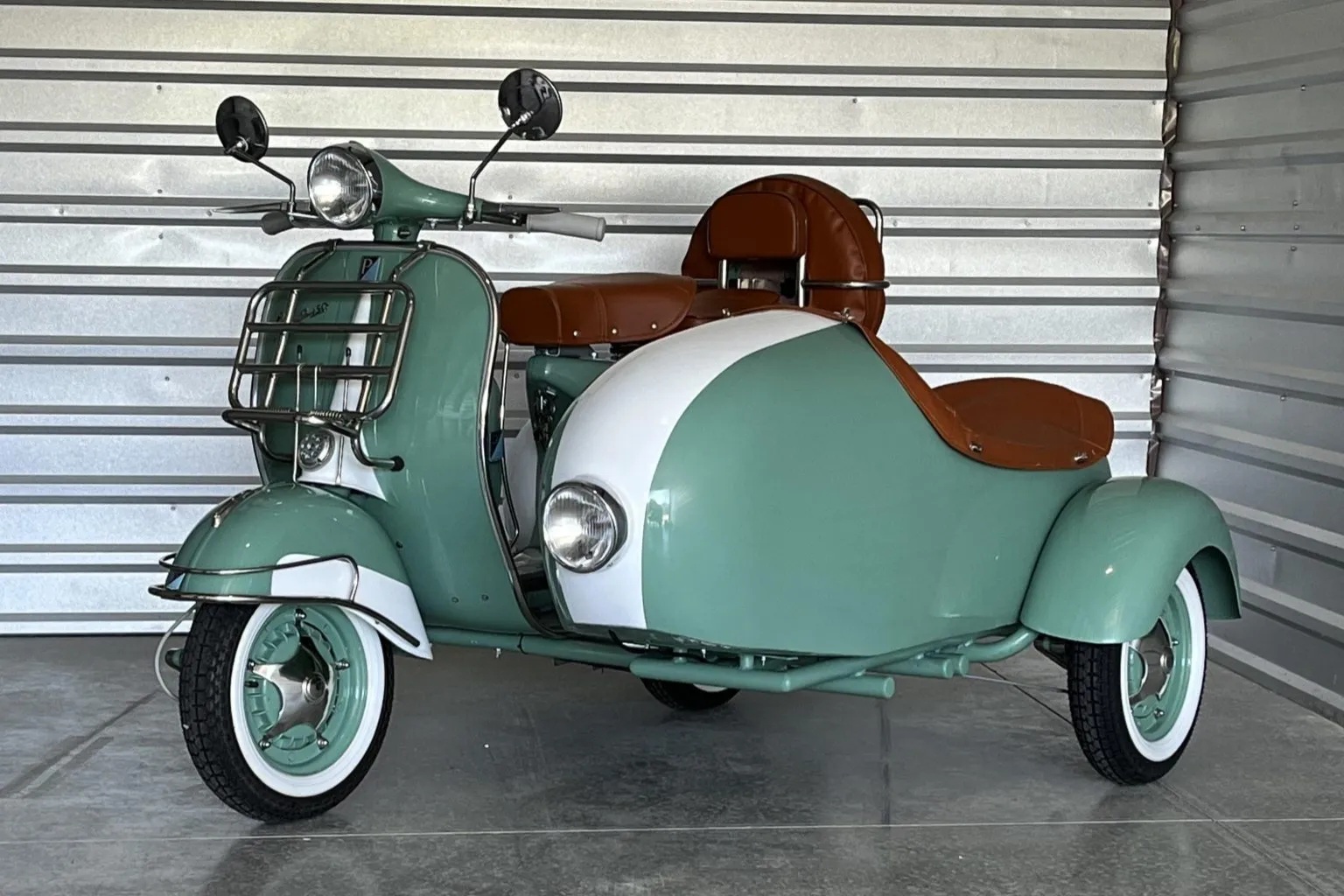 Blue Vespa in USA 1